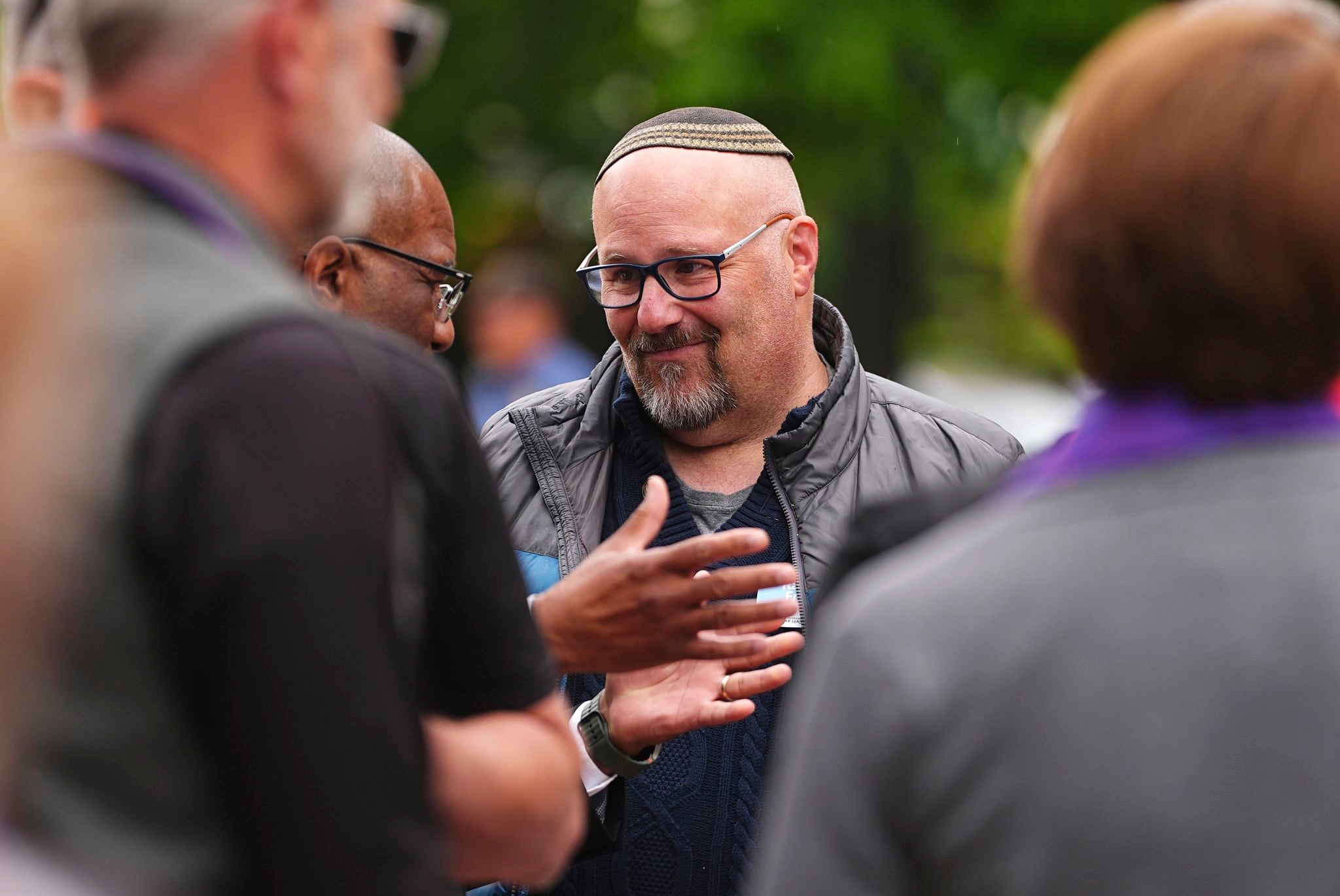 2 more attacks on Jews heighten concerns about security in and around US synagogues