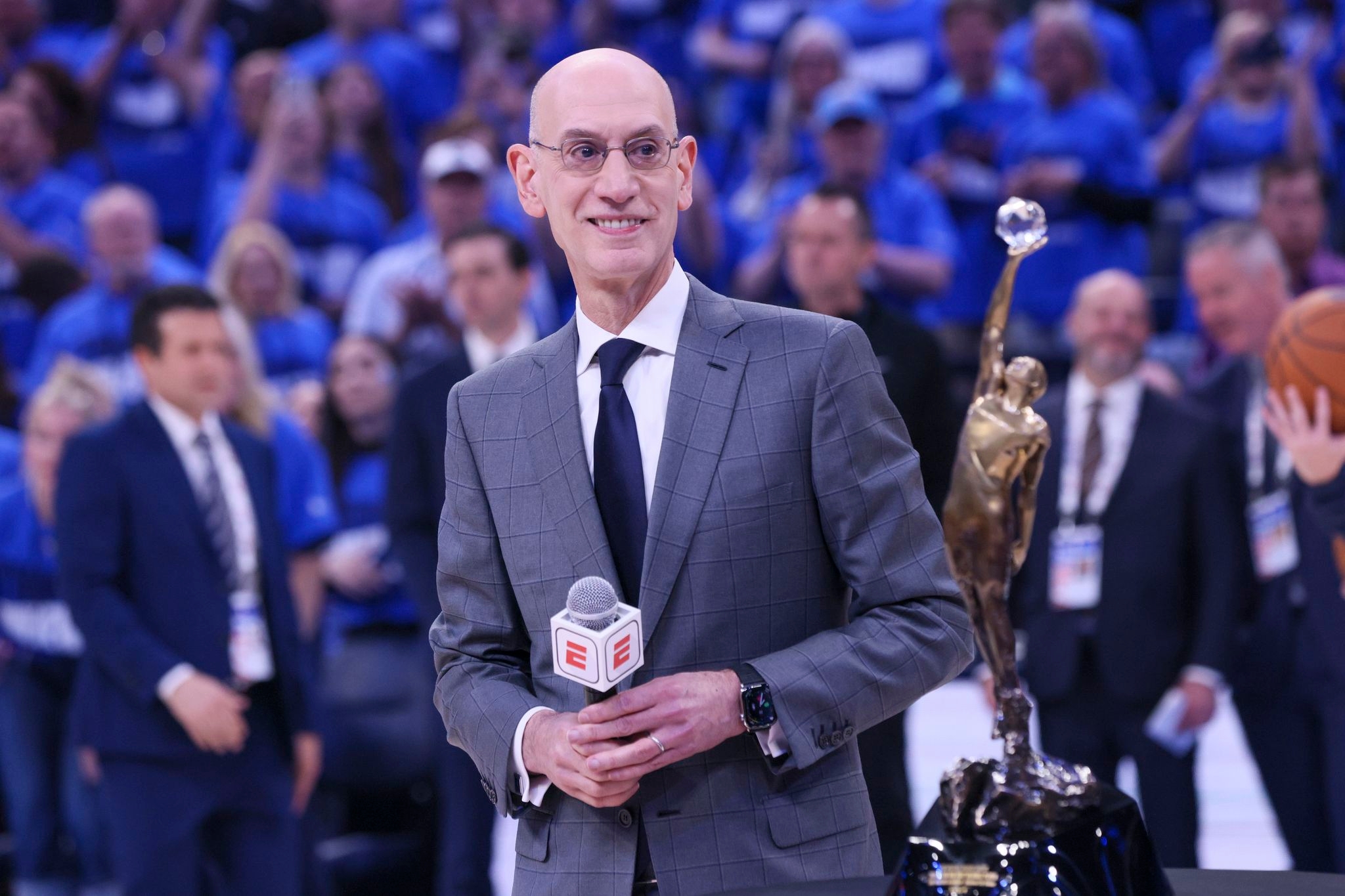 NBA working on plan for US-vs.-world format at All-Star Game next season, AP source says