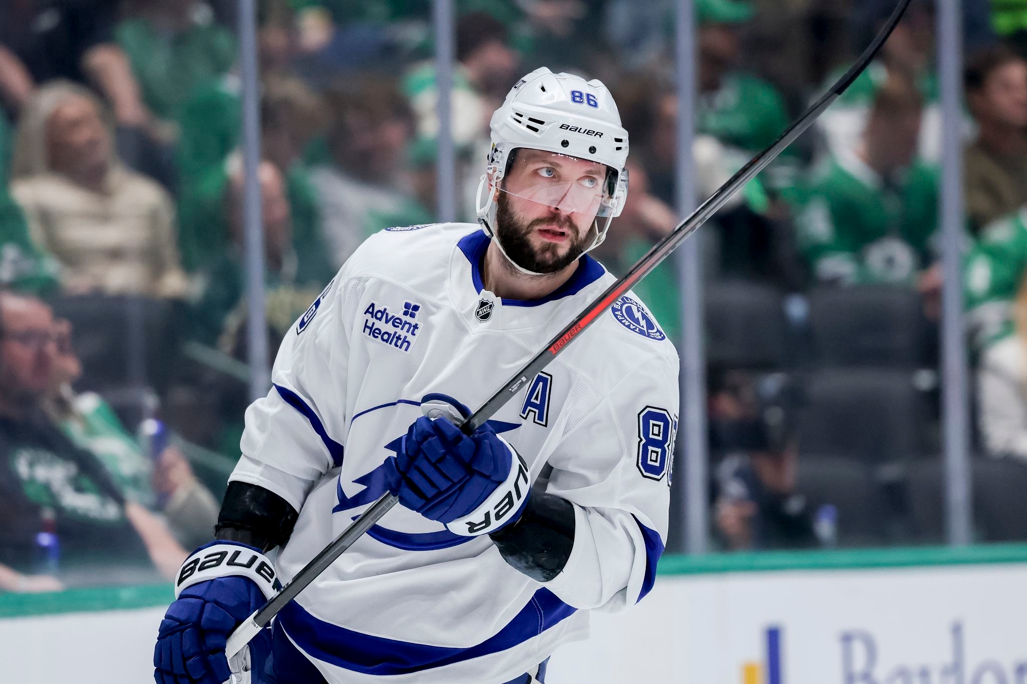 Lightning's Nikita Kucherov wins the Ted Lindsay Award as the NHL's most outstanding player