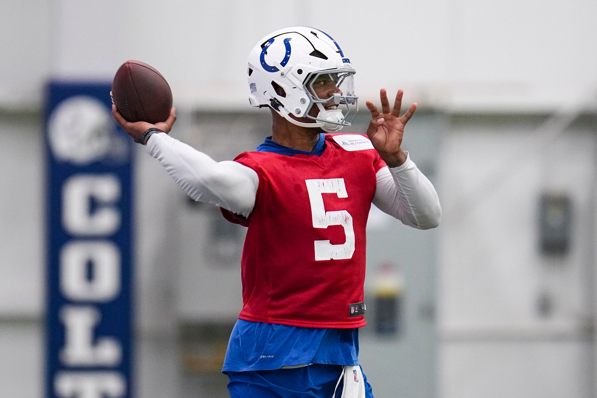 Colts QB Anthony Richardson is sidelined indefinitely with a right shoulder injury