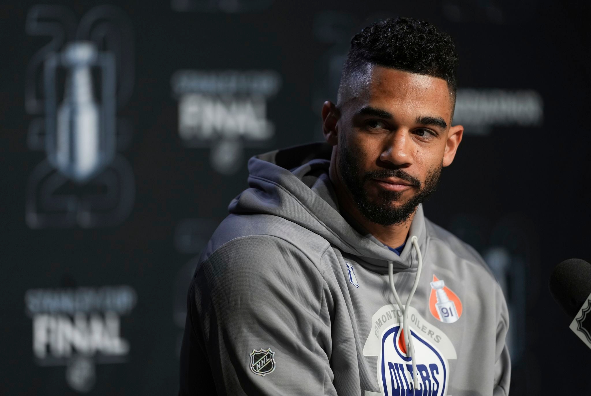 Oilers trade Evander Kane to the Canucks, clearing salary cap space for next season