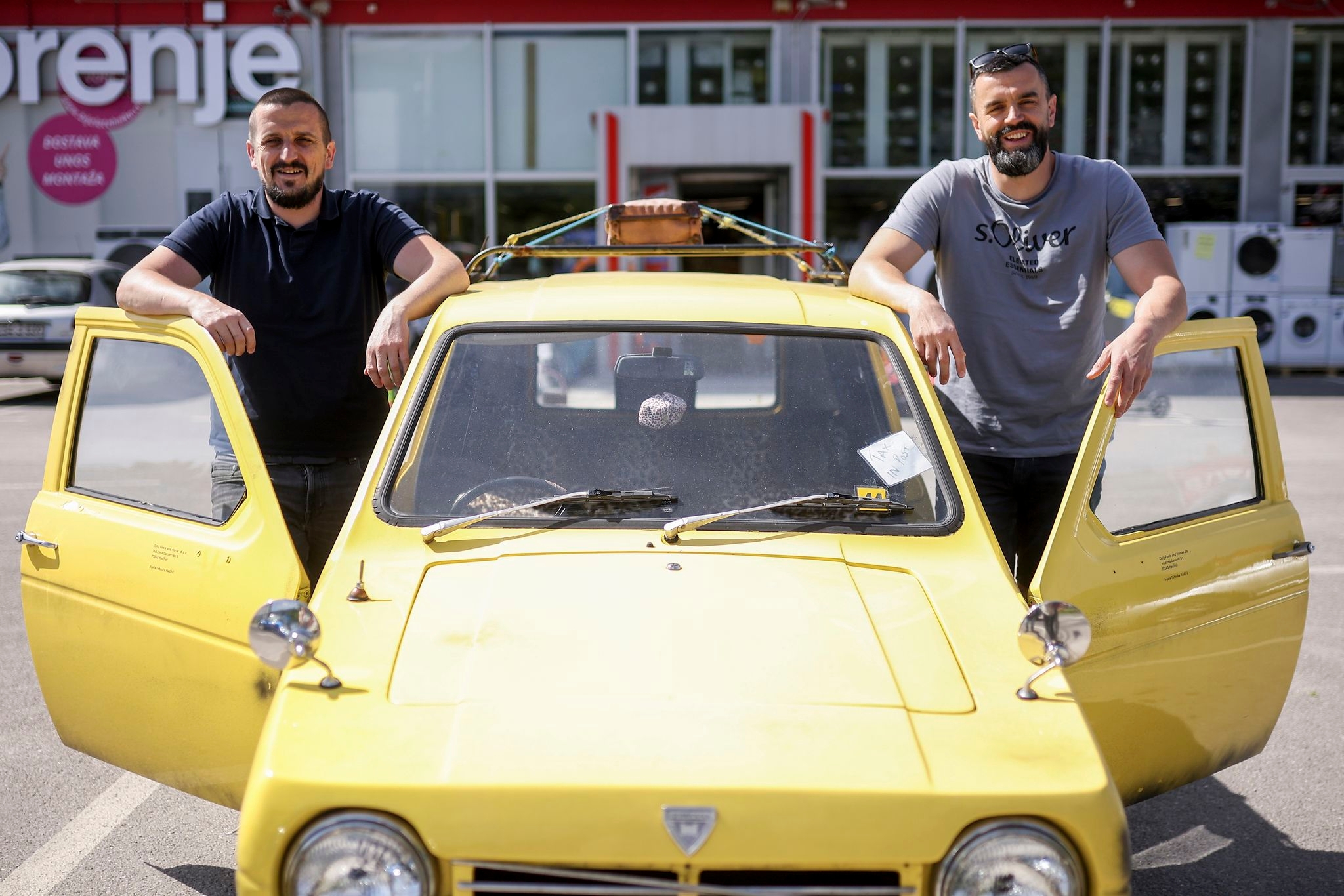 Peckham or Sarajevo? Bosnian brothers spark joy with replica van from iconic British sitcom