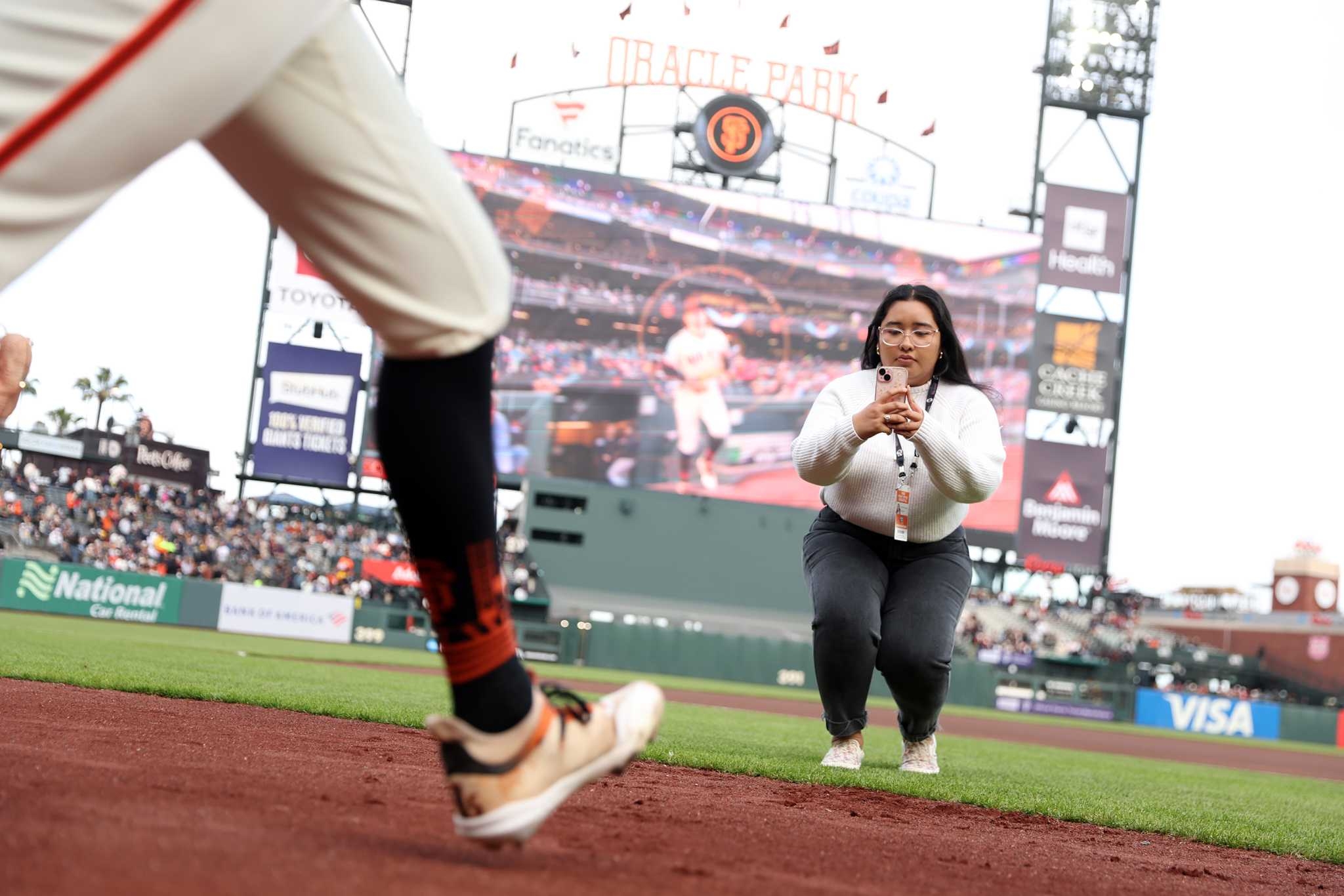 How the Giants' social-media team, online sports space trailblazers, keep and grow audience