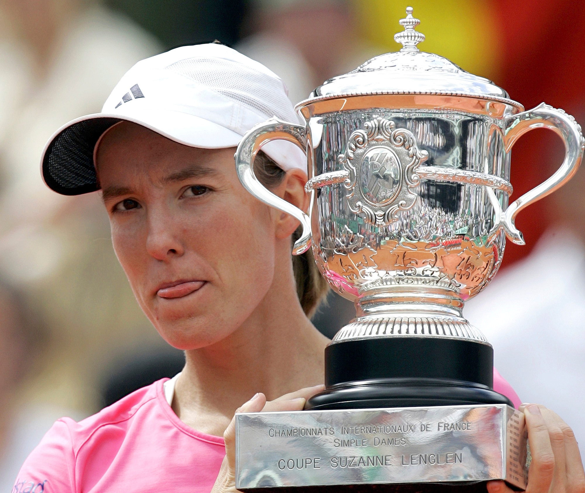 Former champions Justine Henin and Andre Agassi to present French Open trophies