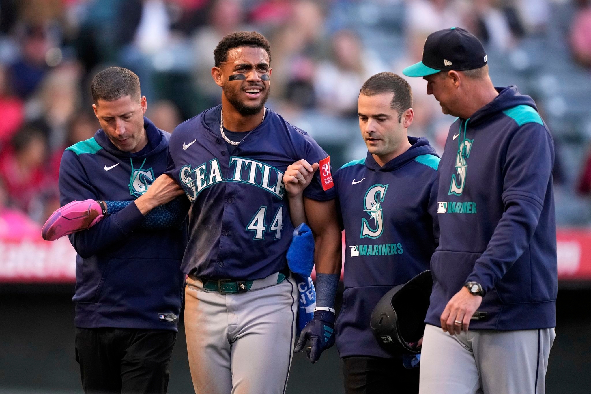 Mariners star Julio Rodríguez appears OK after being knocked out of an 8-6 loss to Angels