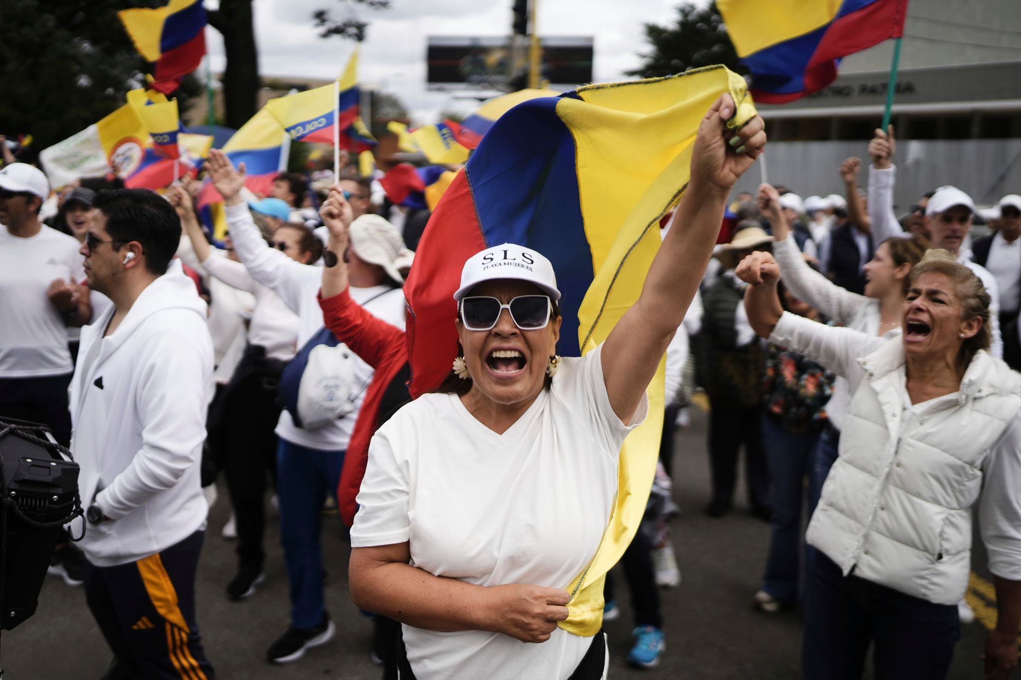 Colombian Sen. Miguel Uribe Turbay in serious condition after shooting at political rally