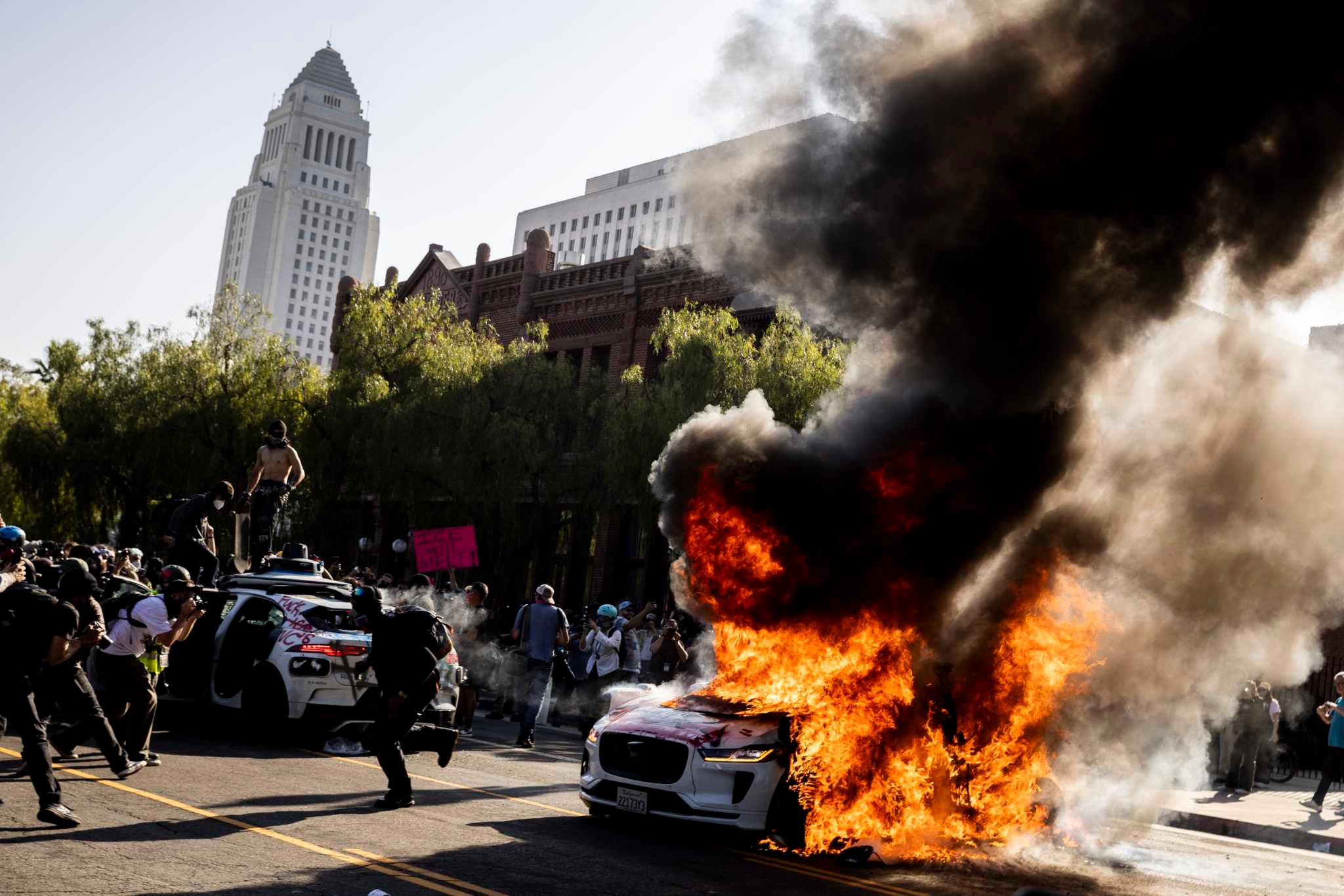 Waymo is routing cars away from S.F. ICE protests. How did the robotaxis become a protest symbol?