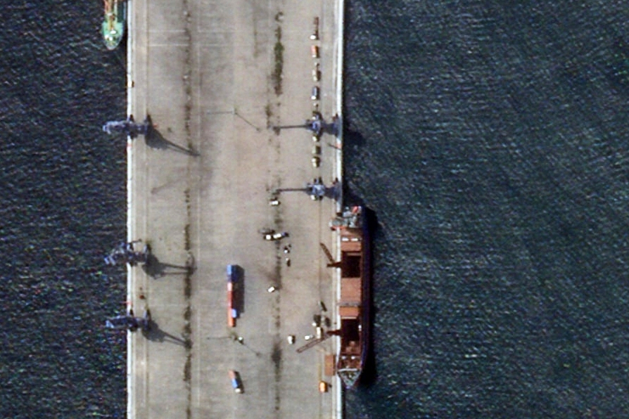 Russia skirts Western sanctions to ramp up its military footprint in Africa