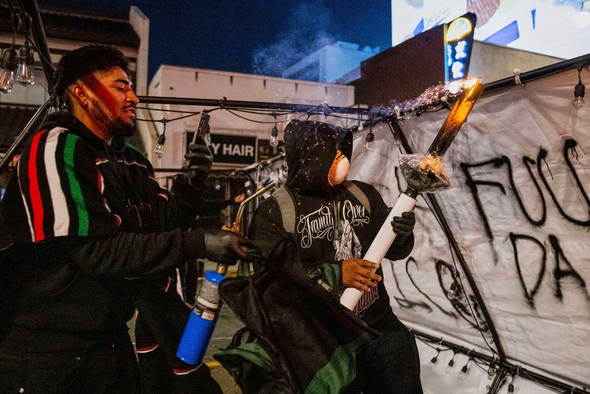 FACT FOCUS: A Craigslist ad is not proof of paid protesters in LA. It was posted as a prank
