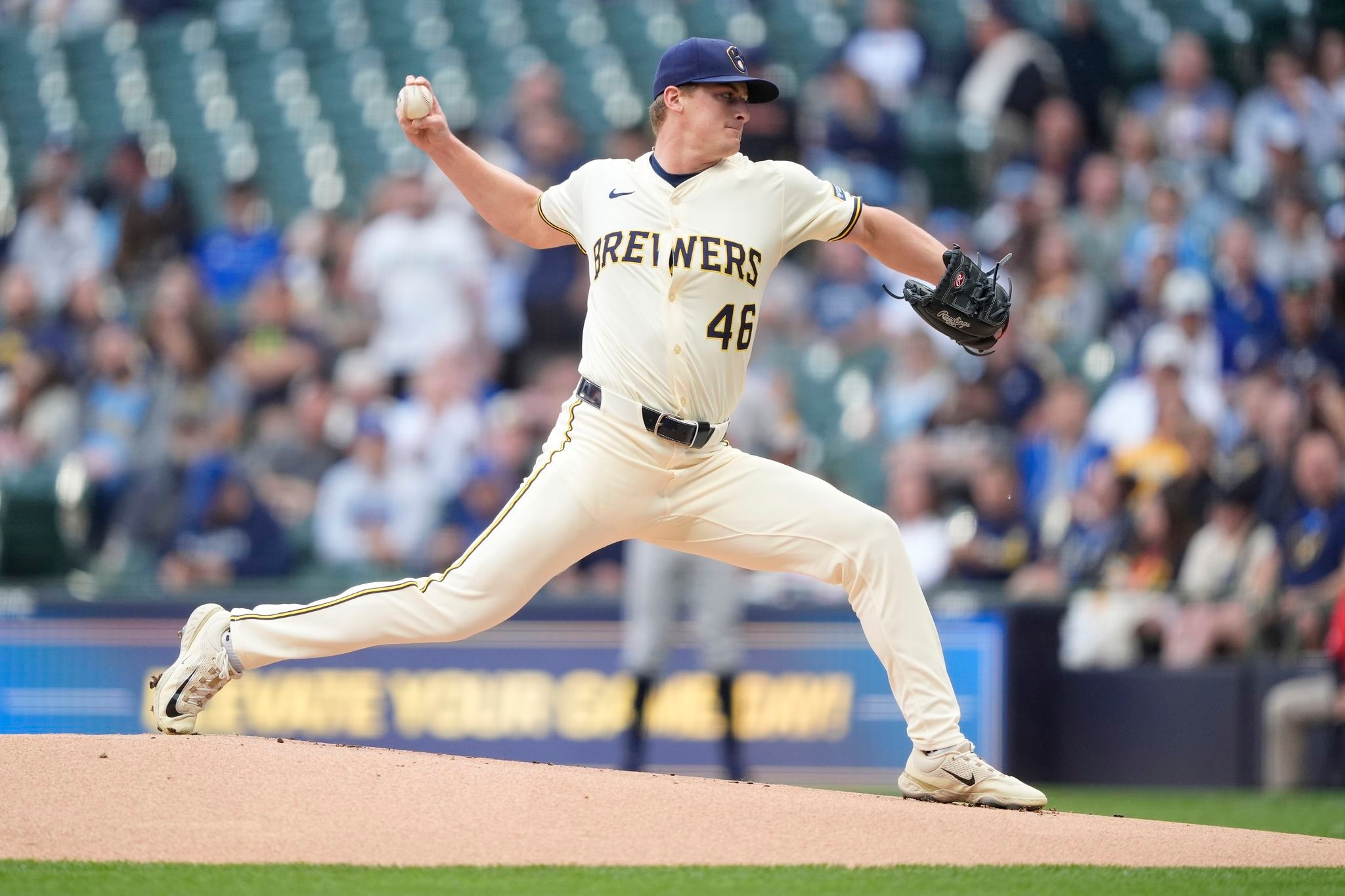 Chourio, Bauers hit home runs to lead Brewers past Braves 4-1