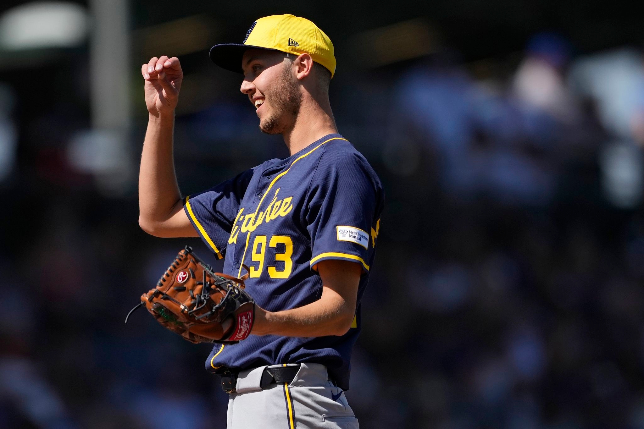 Brewers pitching prospect Misiorowski set to make his major league debut against the Cardinals