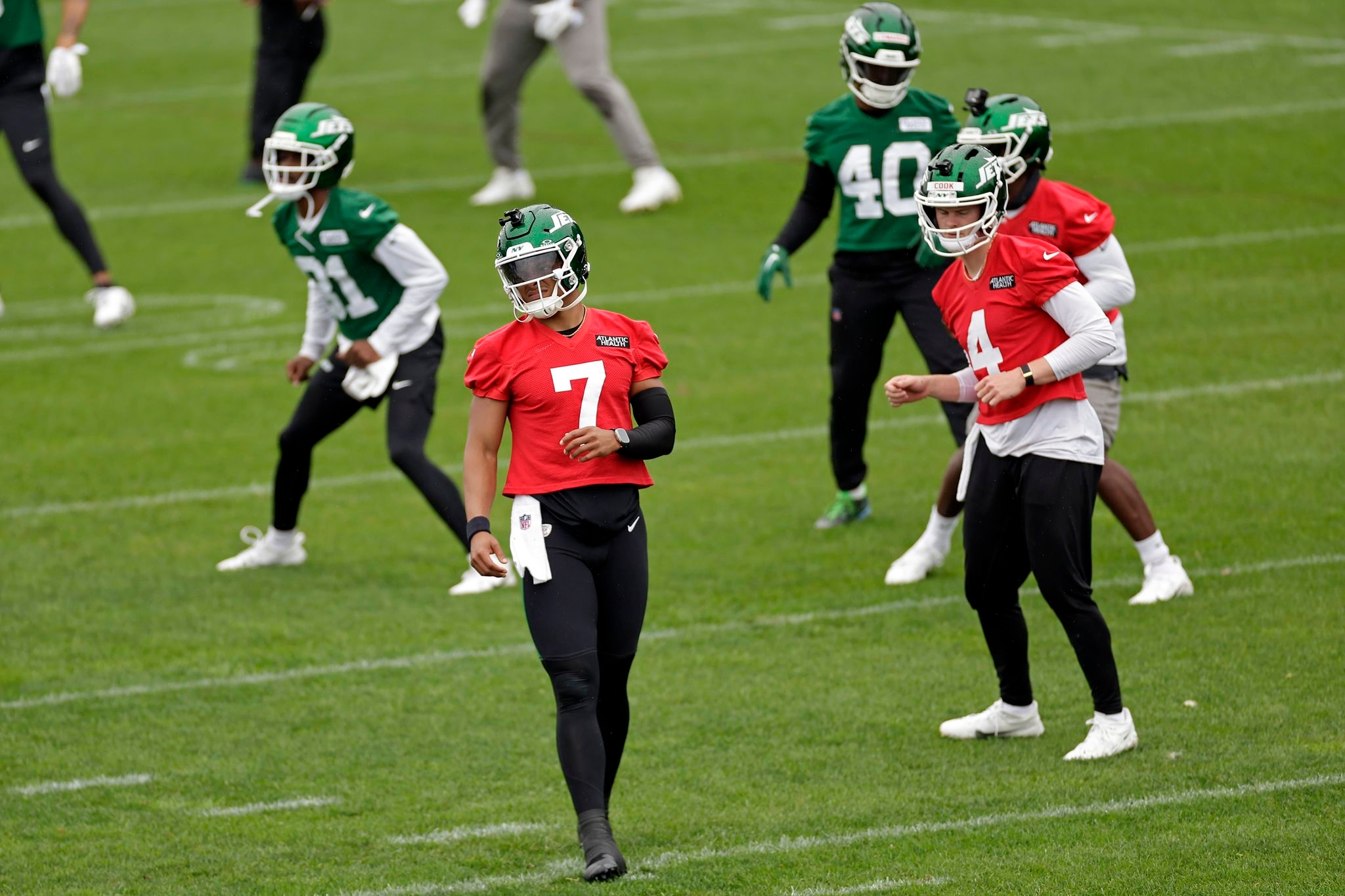 Action! Jets using helmet-mounted cameras to help Justin Fields and the other QBs improve