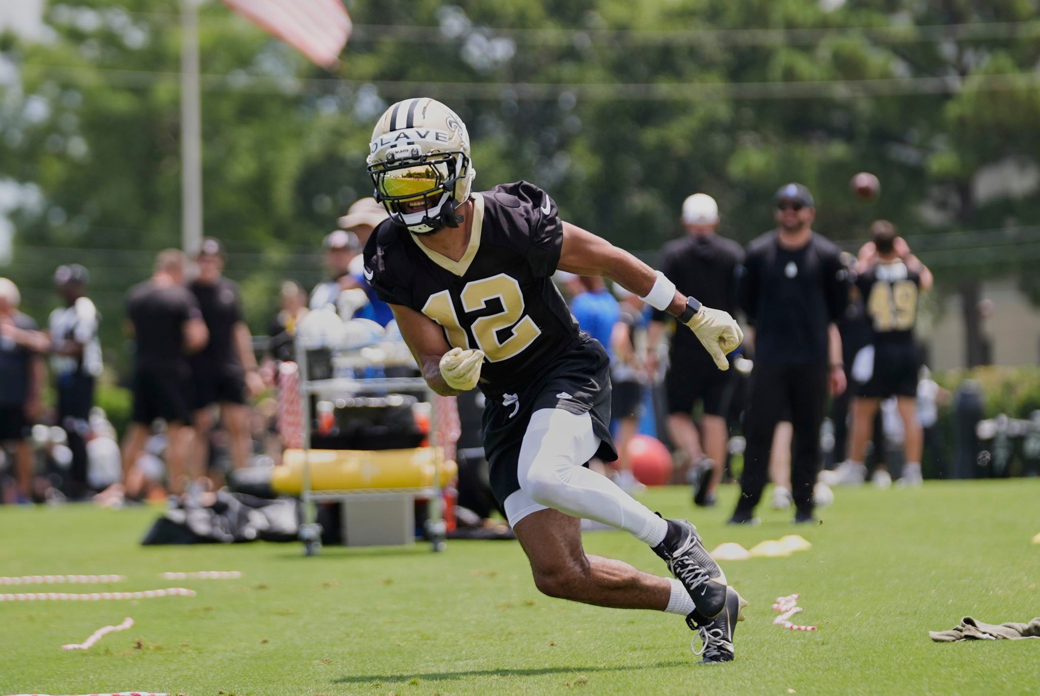 Saints receiver Chris Olave brushes off concussion concerns and laughs off trade talk