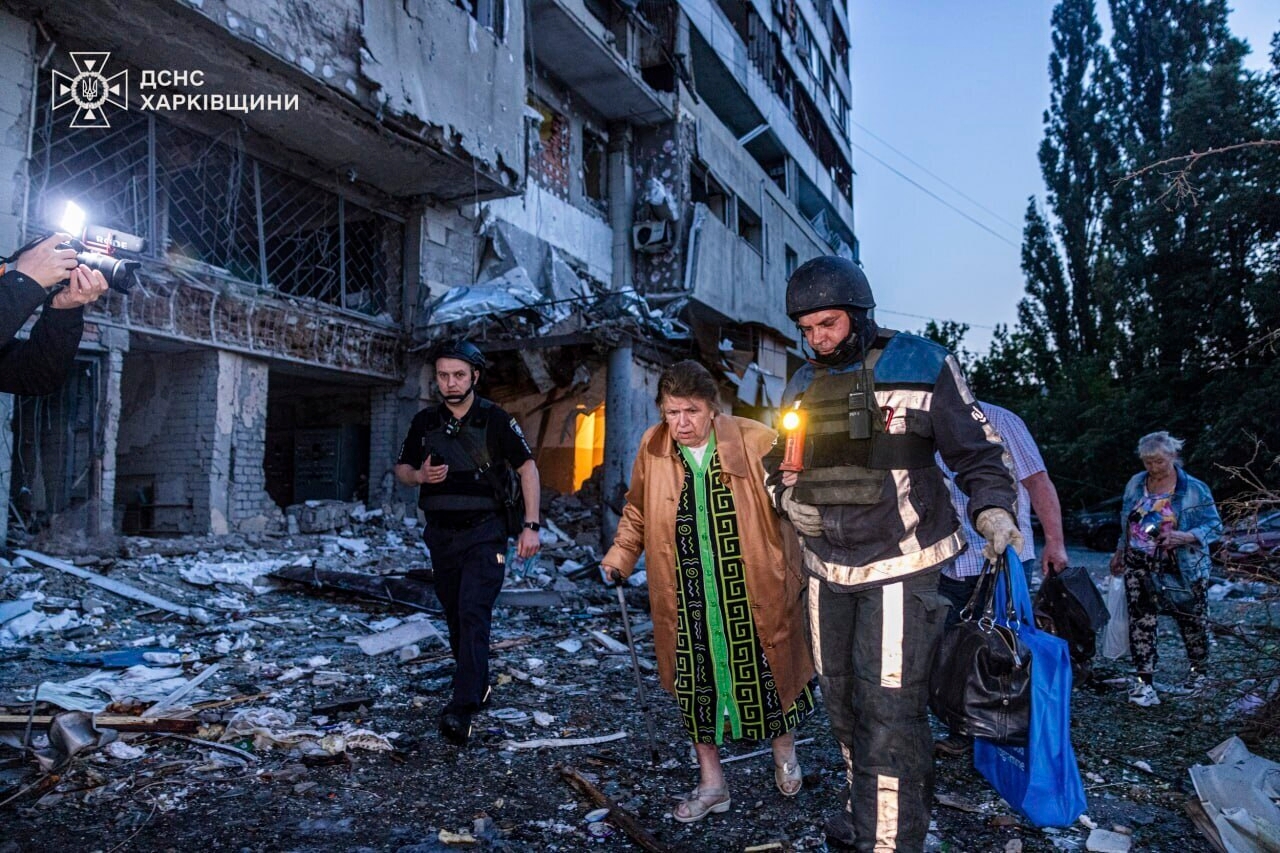 3 killed and scores injured as Russia targets Ukraine with new attacks