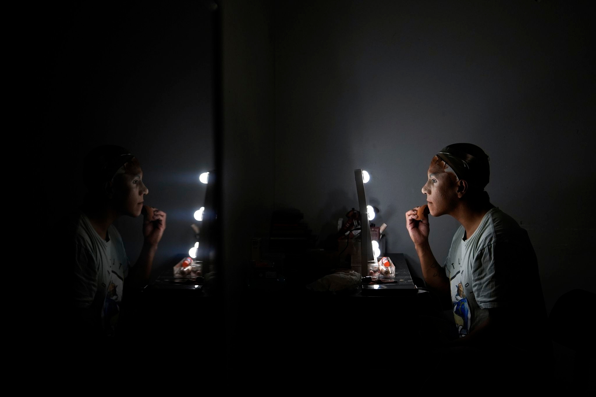 Photos of drag queens preparing to attend 'Les Miserables' at Kennedy Center, despite Trump