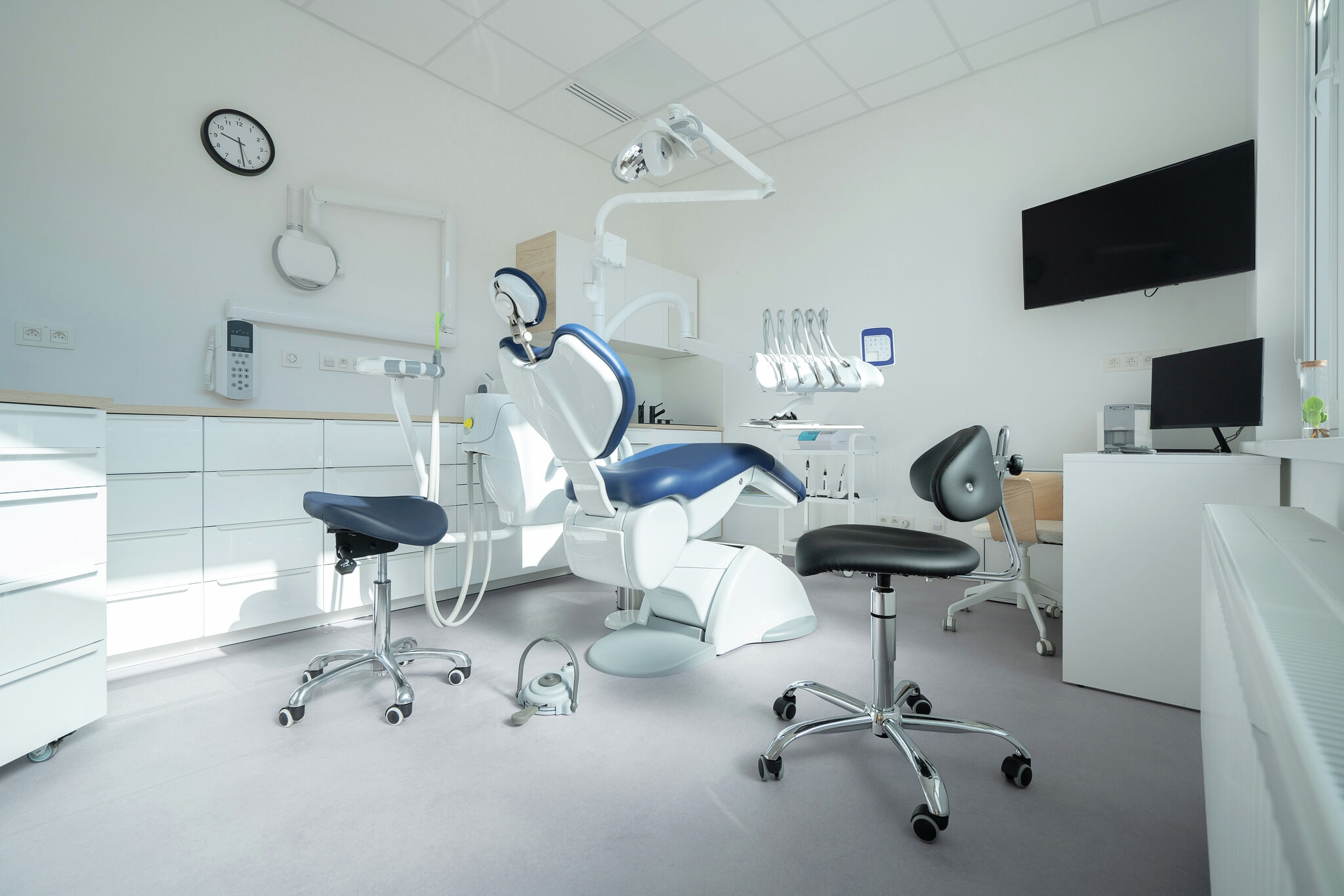 More dental problems as you get older? Aging may not be the real reason