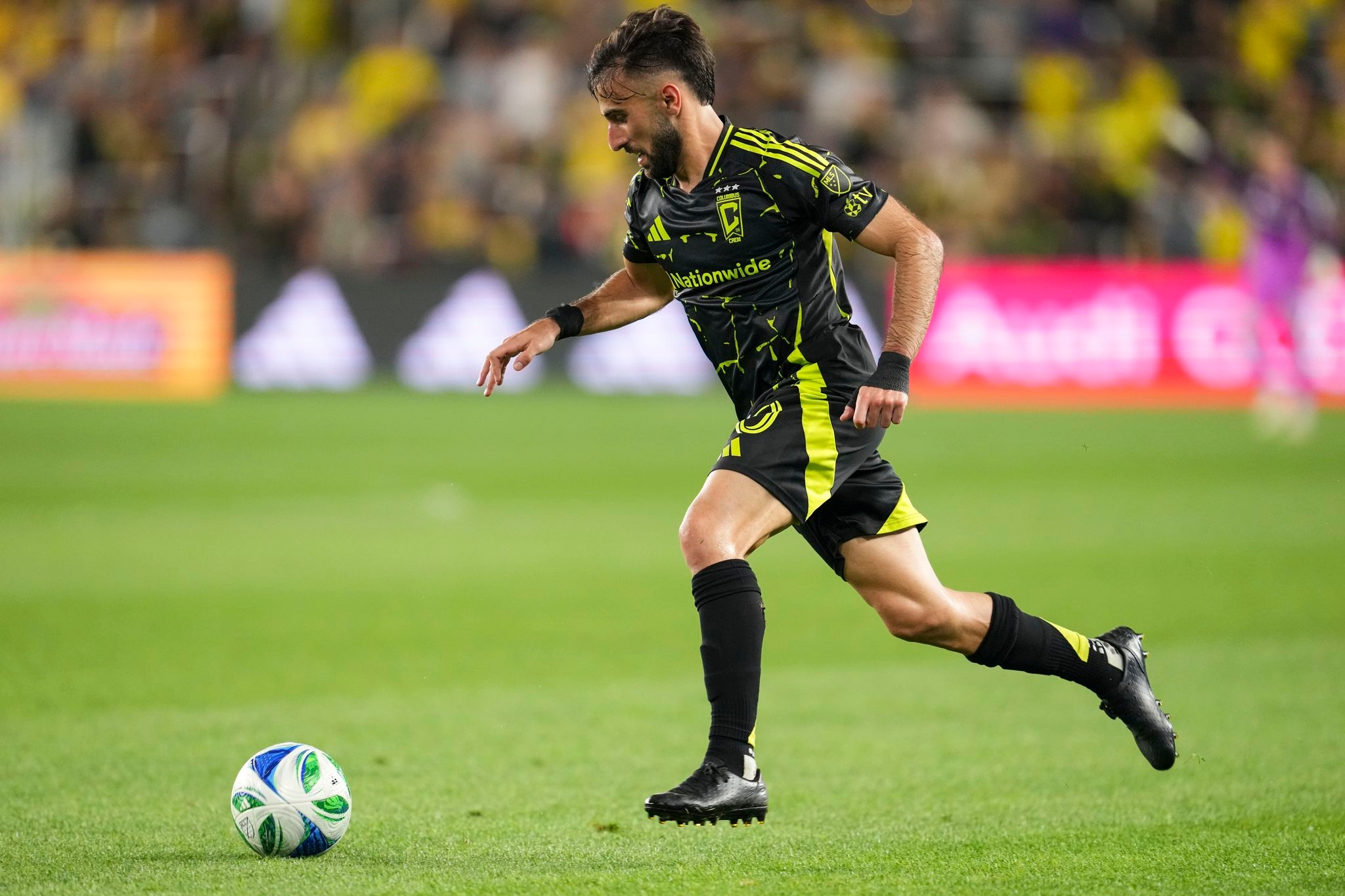 Rossi scores go-ahead goal to boost Columbus Crew to 2-1 win over Vancouver Whitecaps