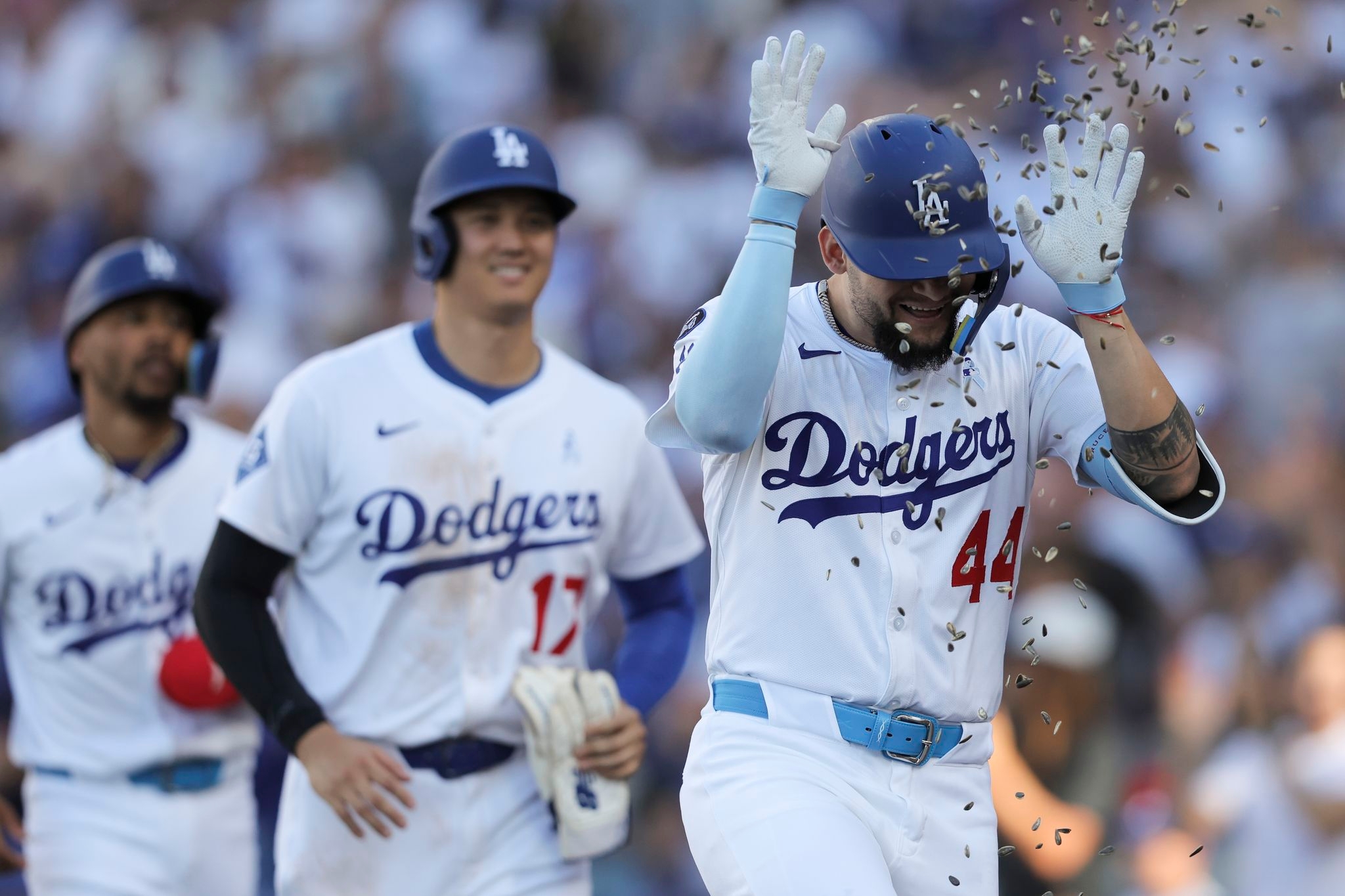 Andy Pages' 3-run homer pushes Dodgers to 5-4 win over Giants