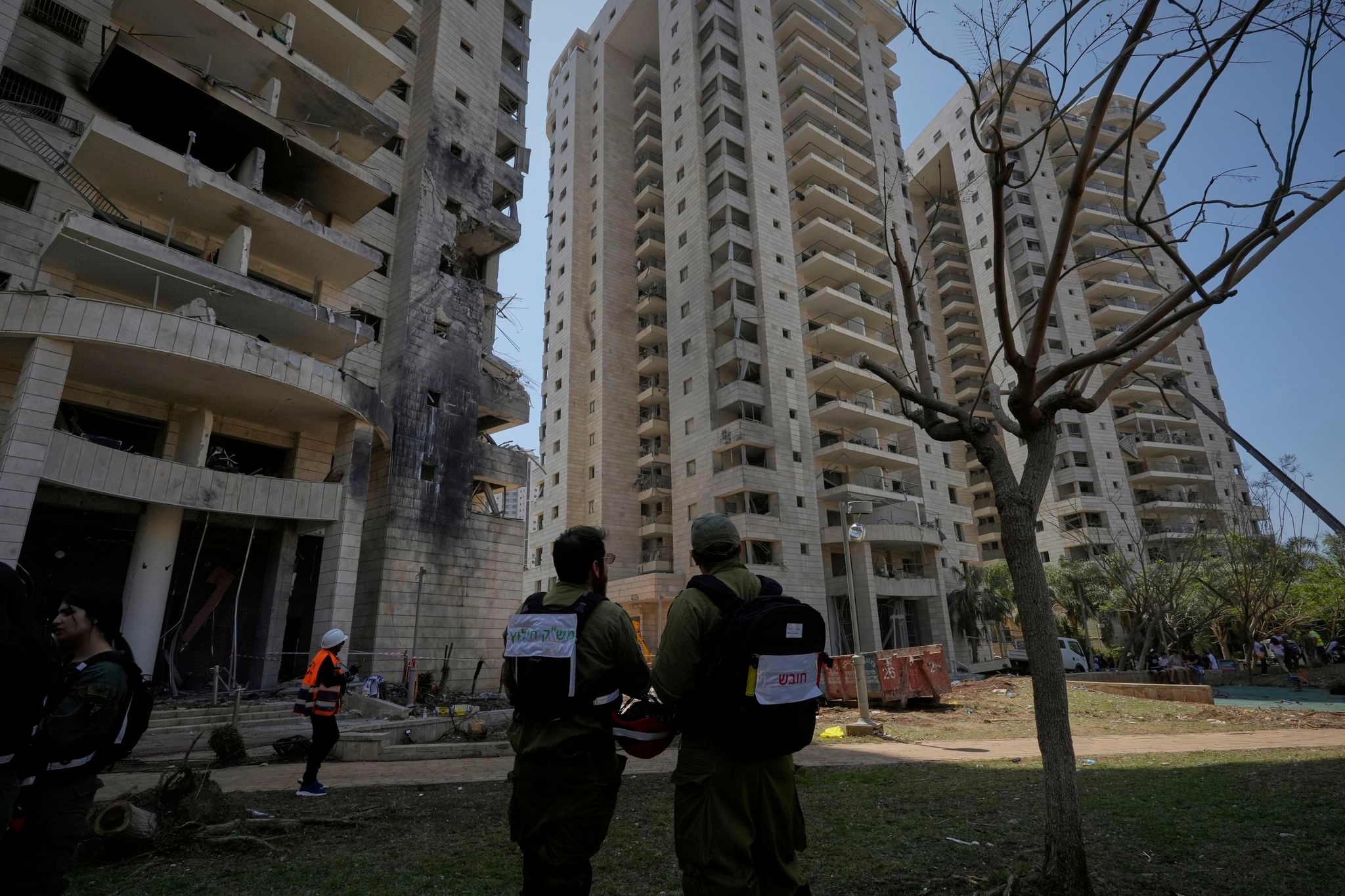 In this Israeli city hit by an Iranian missile, many people still support their military's operation