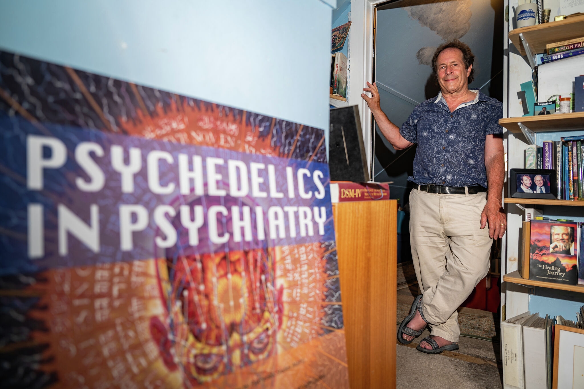 Texas is leading psychedelic research for treating addiction, mental illness. Where is California?