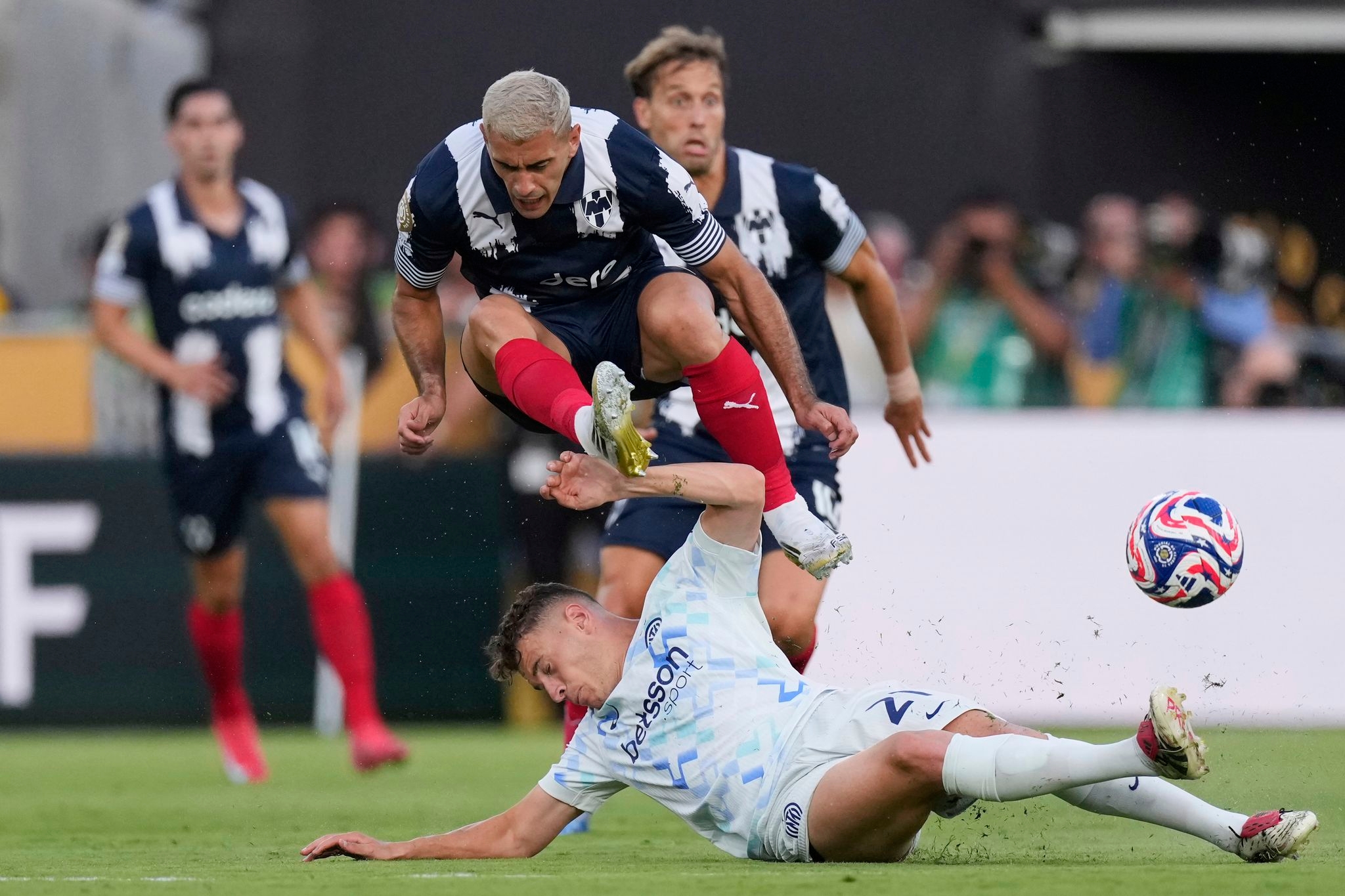Inter Milan held to 1-1 draw by Monterrey in Club World Cup opener