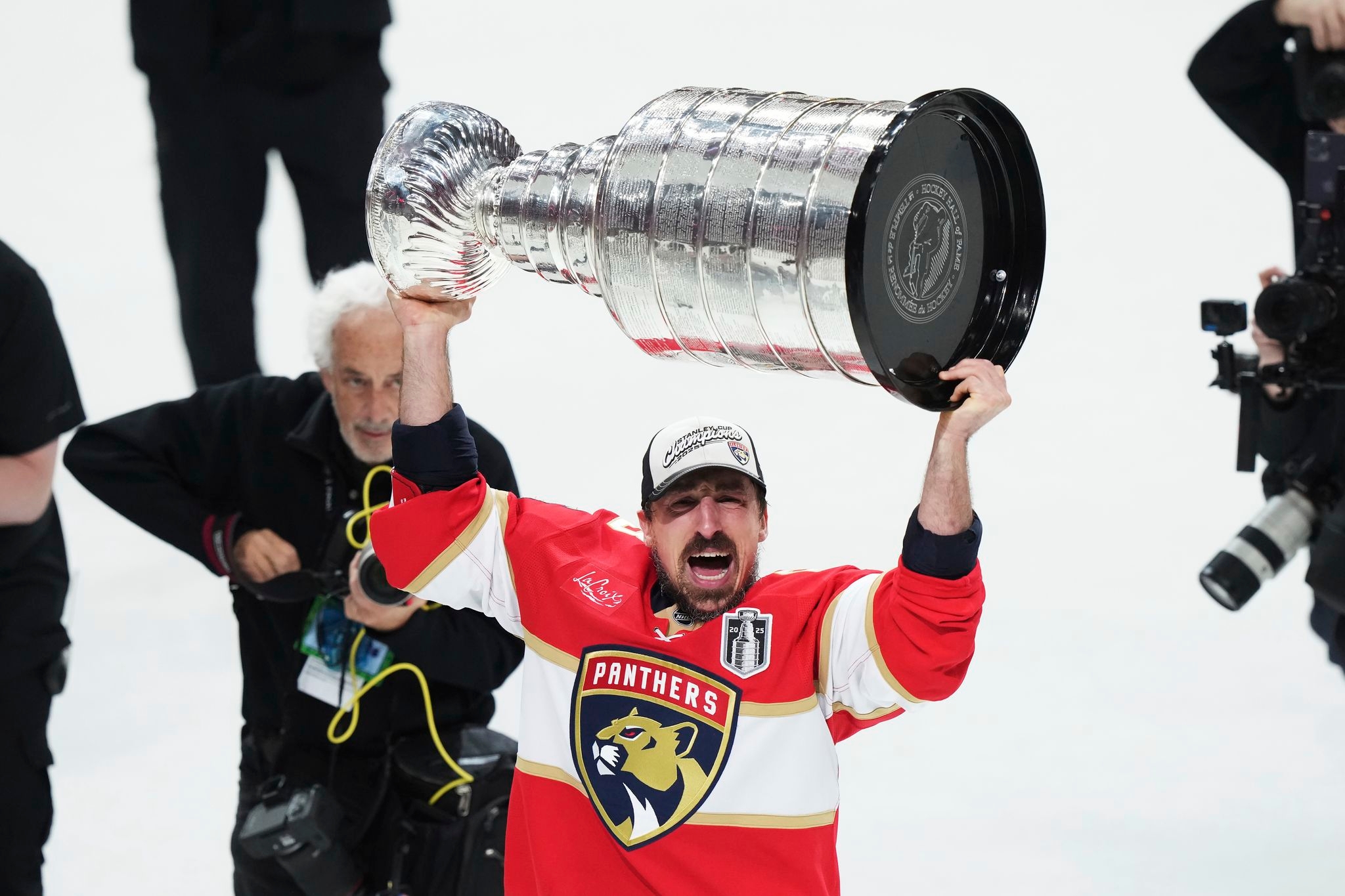 The Brad Blizzard: Panthers star's love for desserts reaches a new level