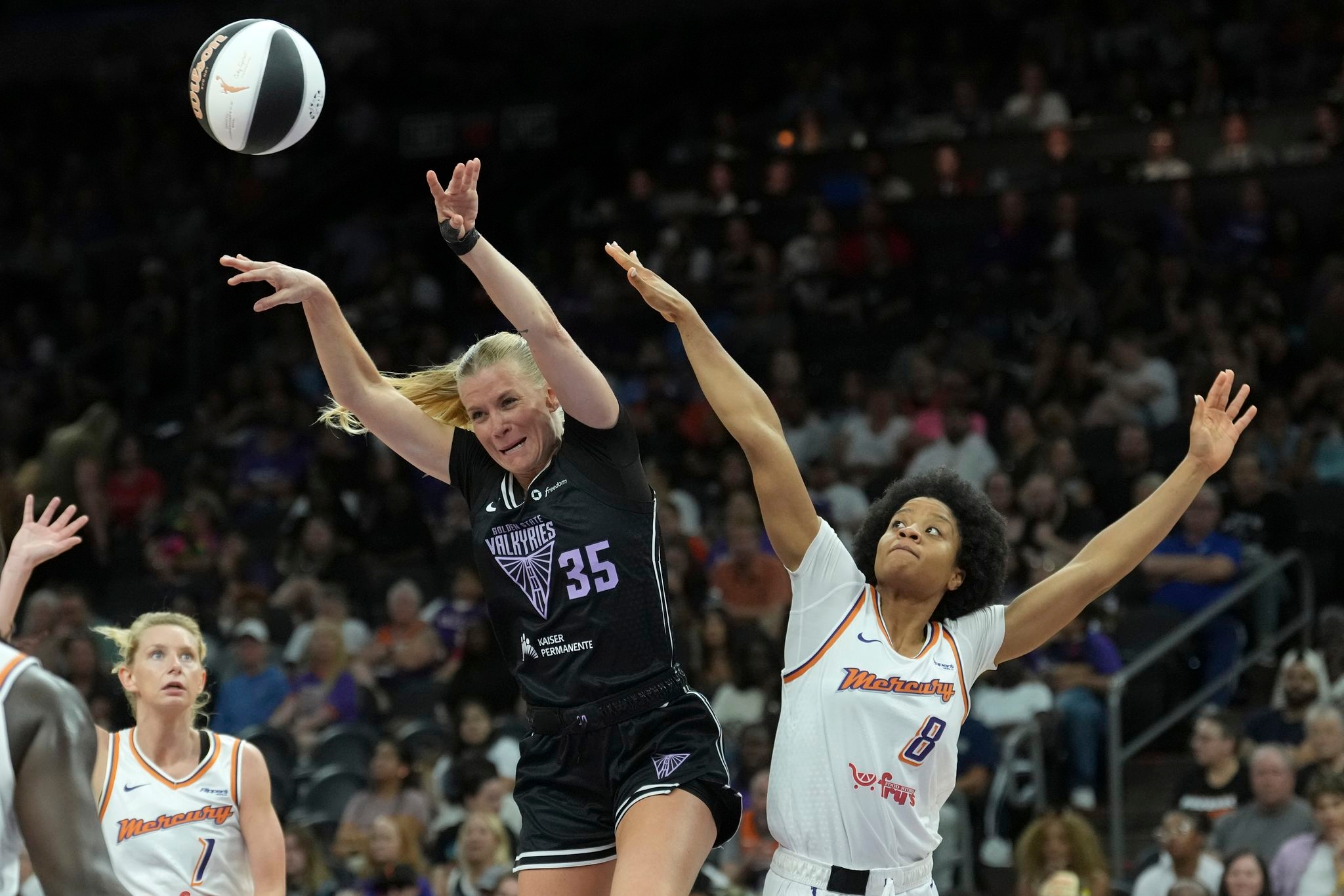 Valkyries guard Julie Vanloo is expansion team's go-to interpreter for international players