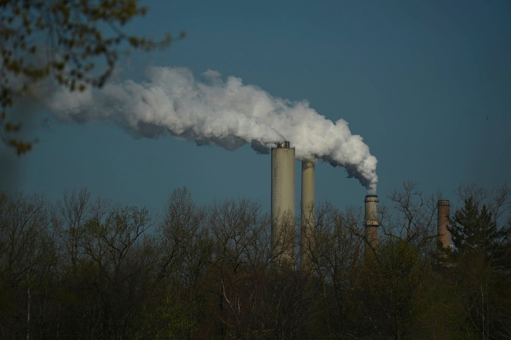 Scientists warn that greenhouse gas accumulation is accelerating and more extreme weather will come