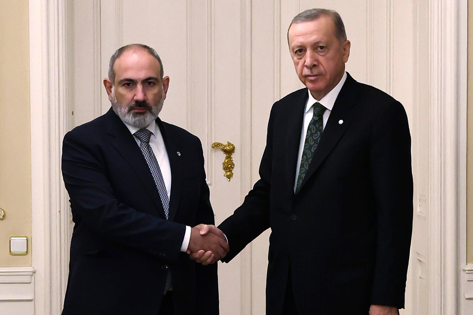 Armenian prime minister to meet Erdogan in rare visit to Turkey aimed at mending ties