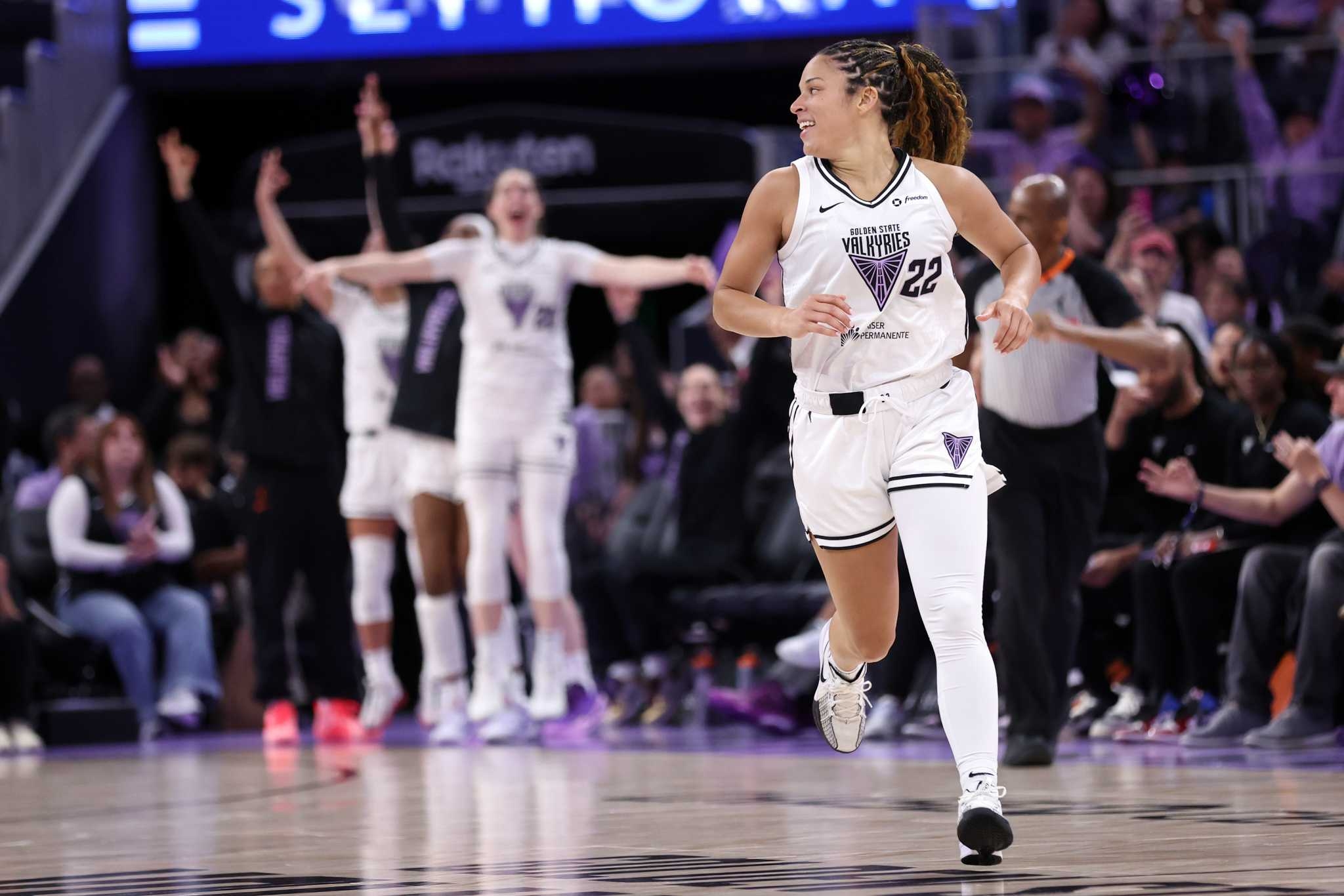 Valkyries ride huge first half to clobber Connecticut, move above .500
