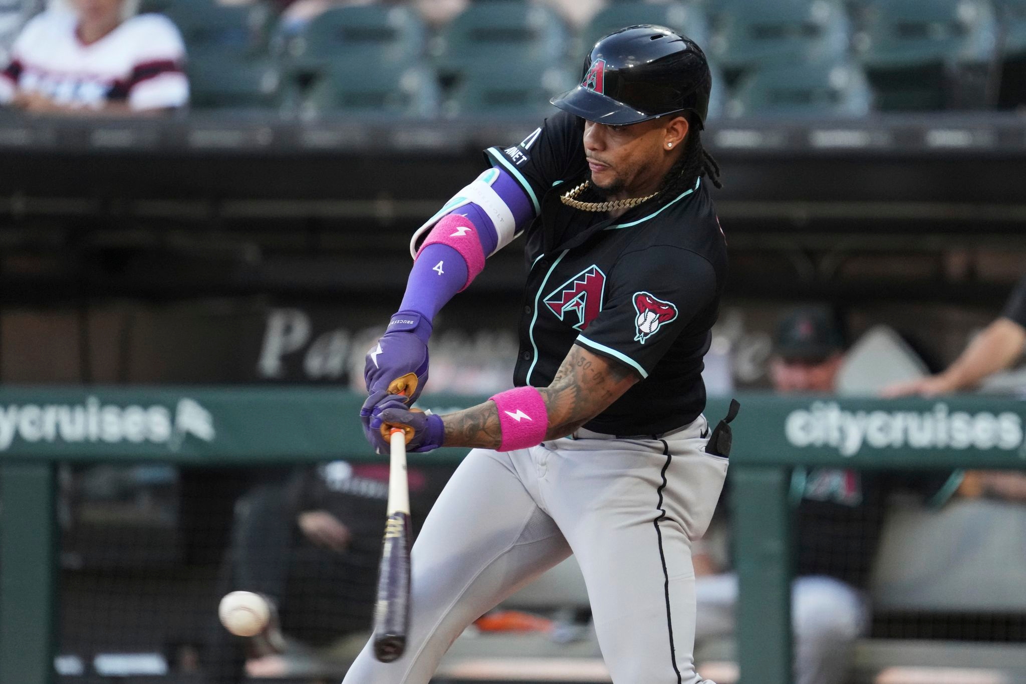 Pavin Smith has 2 HRs and 4 RBIs as Diamondbacks beat White Sox 10-0