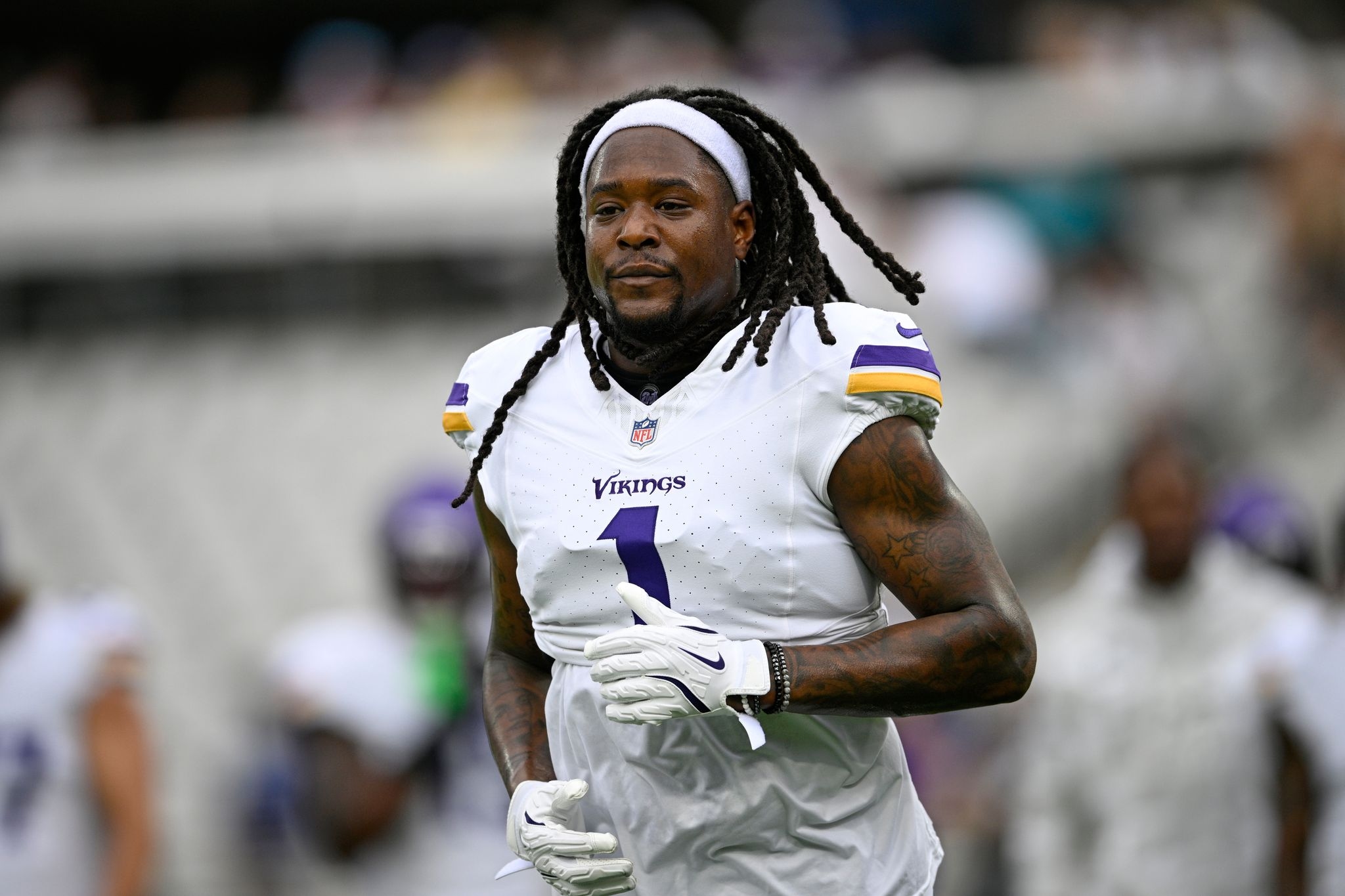 Seahawks bring back veteran cornerback Shaquil Griffin