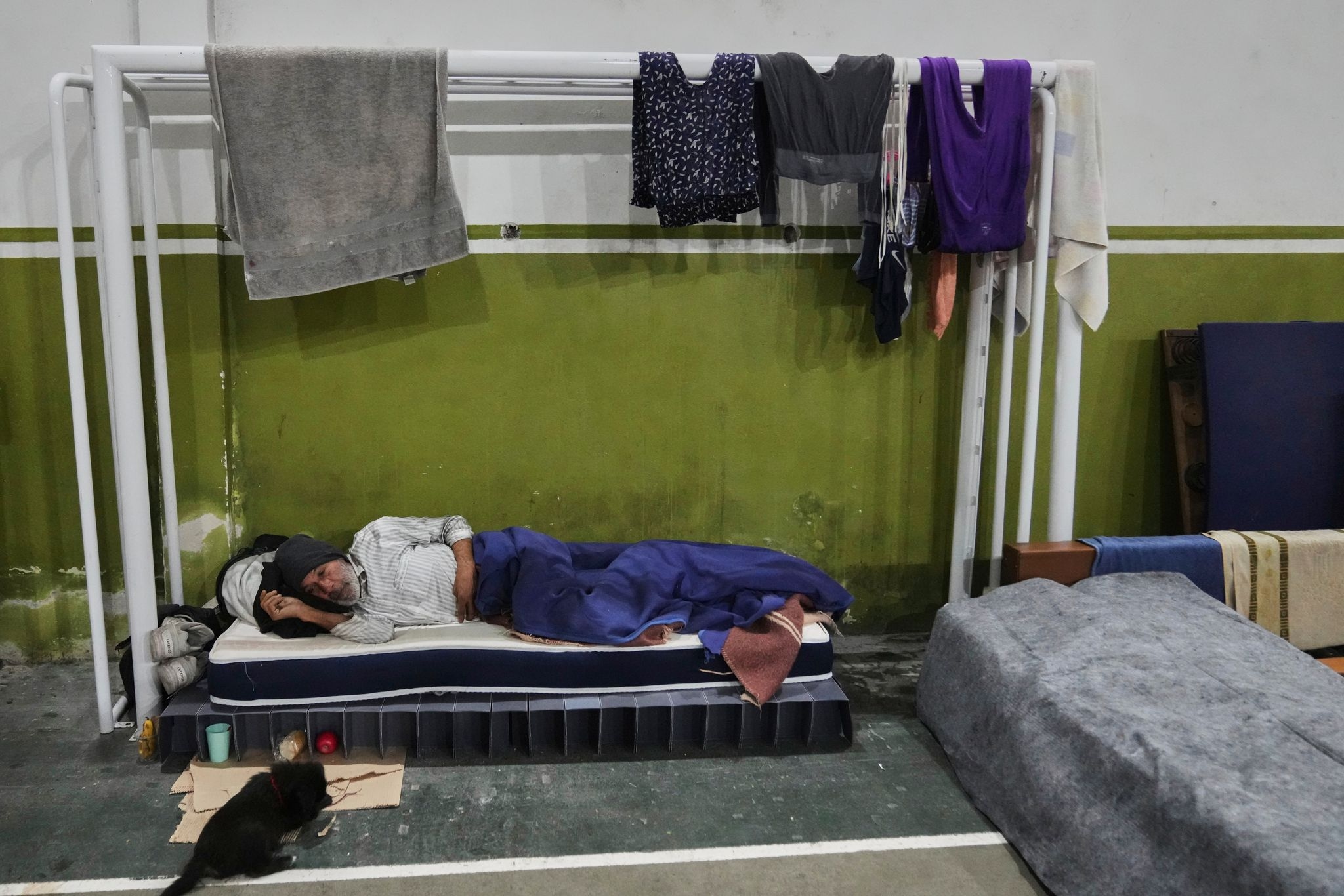 A rare cold snap stuns Uruguay, hitting the homeless hard and causing 7 deaths