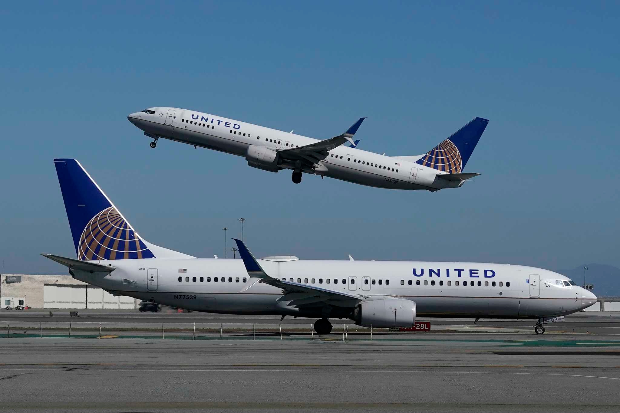 Planes nearly collide at SFO after conflicting air traffic control orders