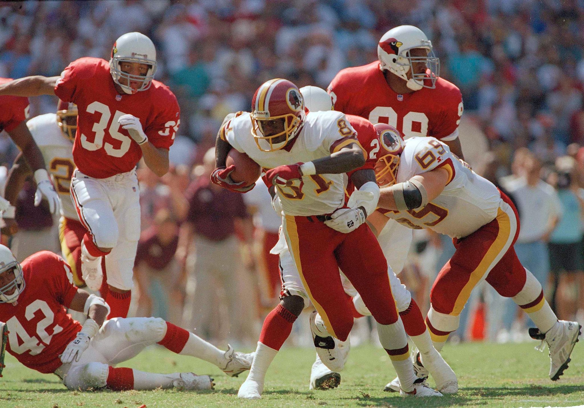 Commanders are retiring Hall of Fame receiver Art Monk's No. 81 this season