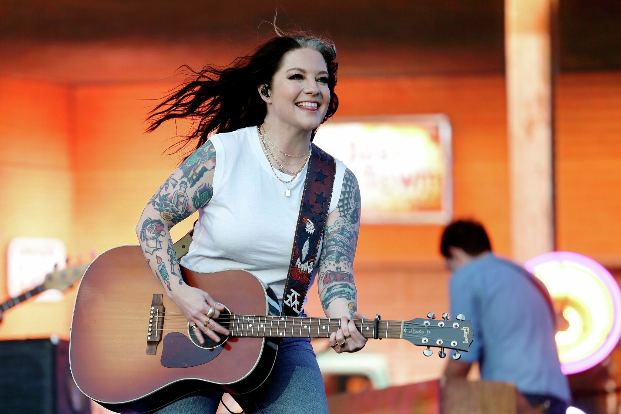 Ashley McBryde to bring Southern charm to the Bay Area