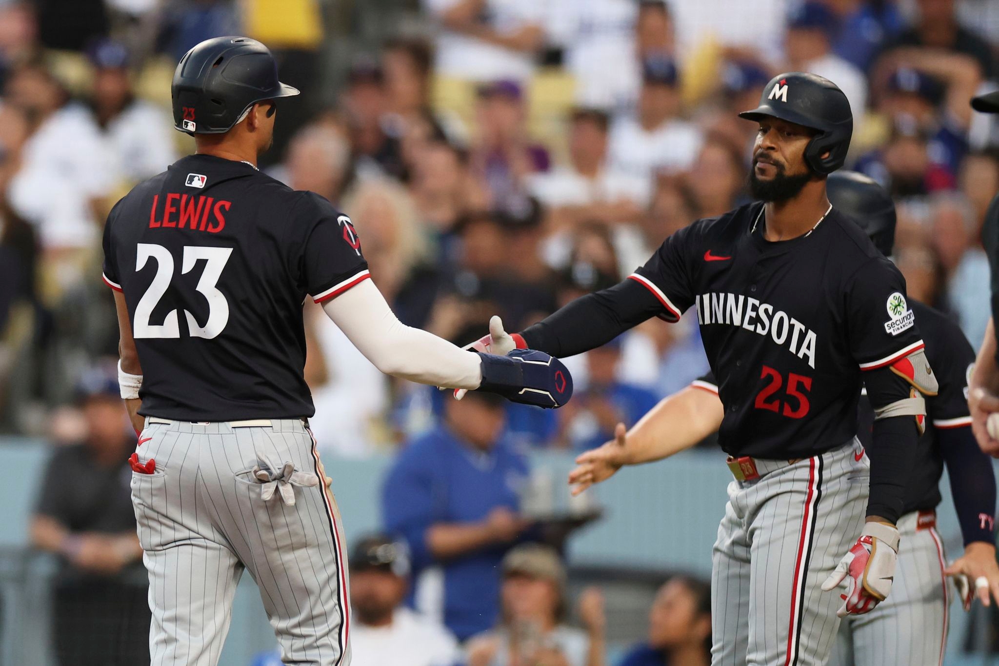 Royce Lewis, Christian Vazquez each drive in 3 runs as Twins beat Dodgers 10-7