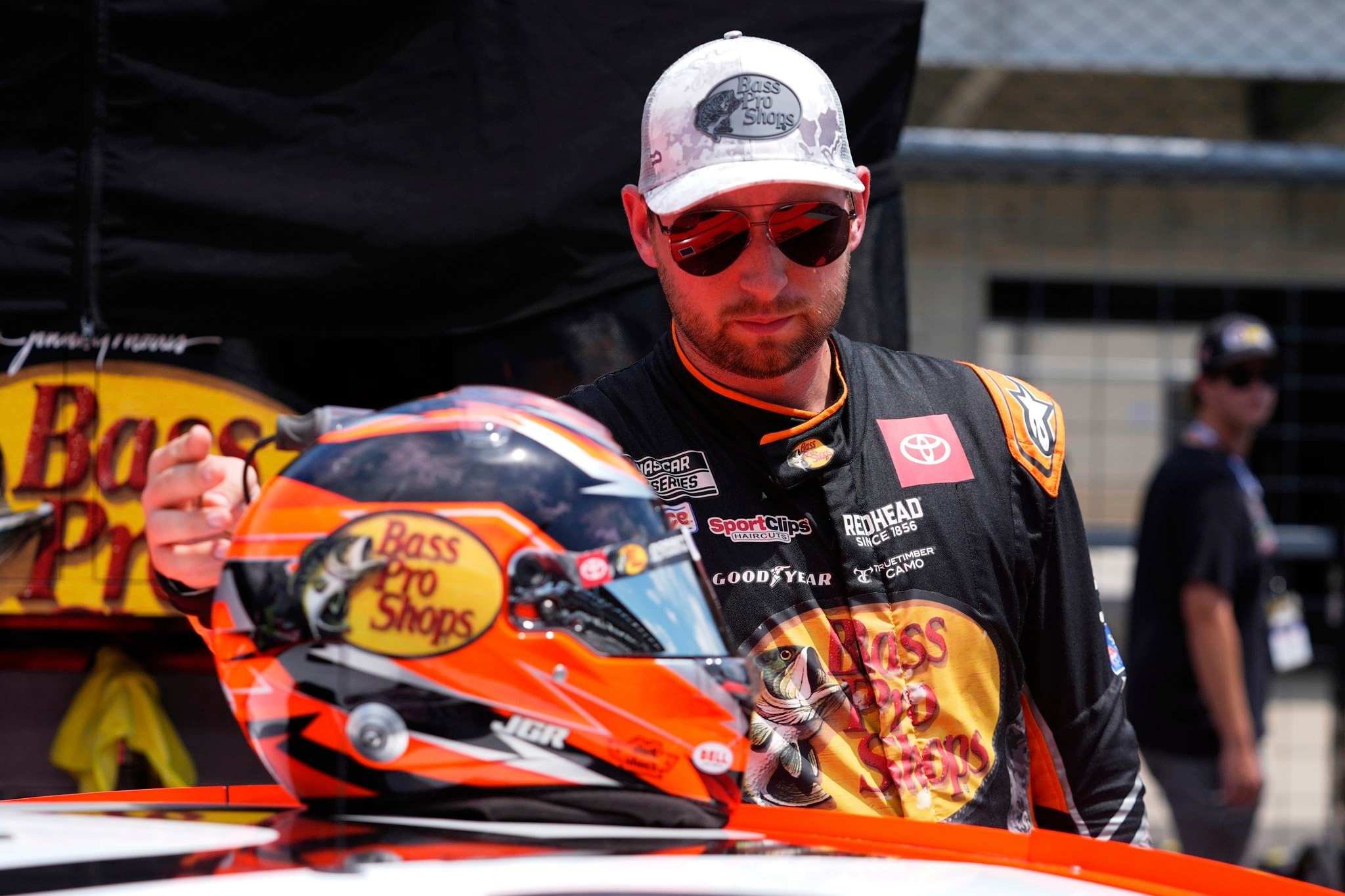 Briscoe wins Brickyard 400 pole to earn top starting spot in 3rd straight crown jewel race