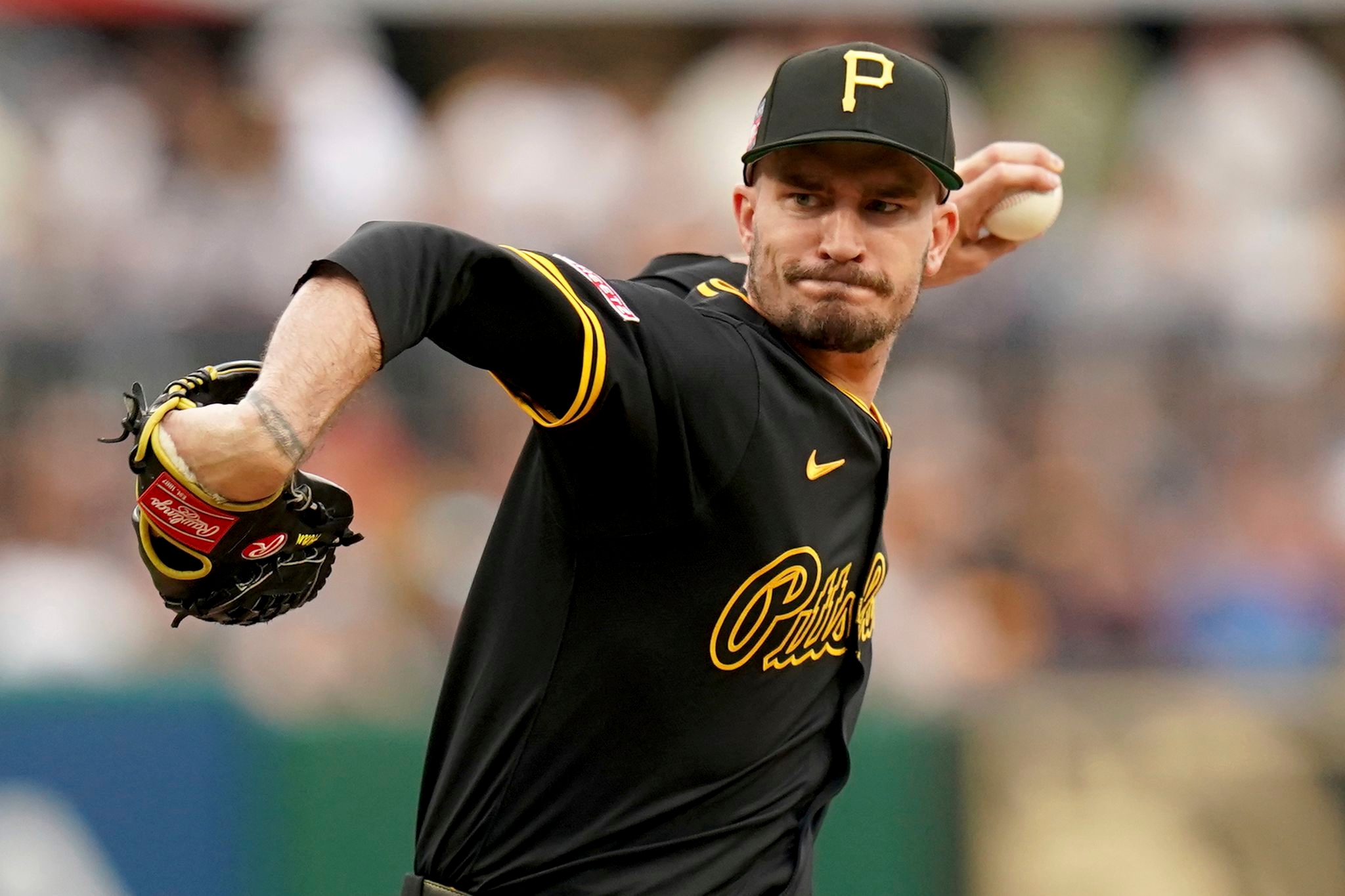 Heaney, 5 Pirates relievers combine on 4-hitter, Cruz homers in 2-0 win over Diamondbacks