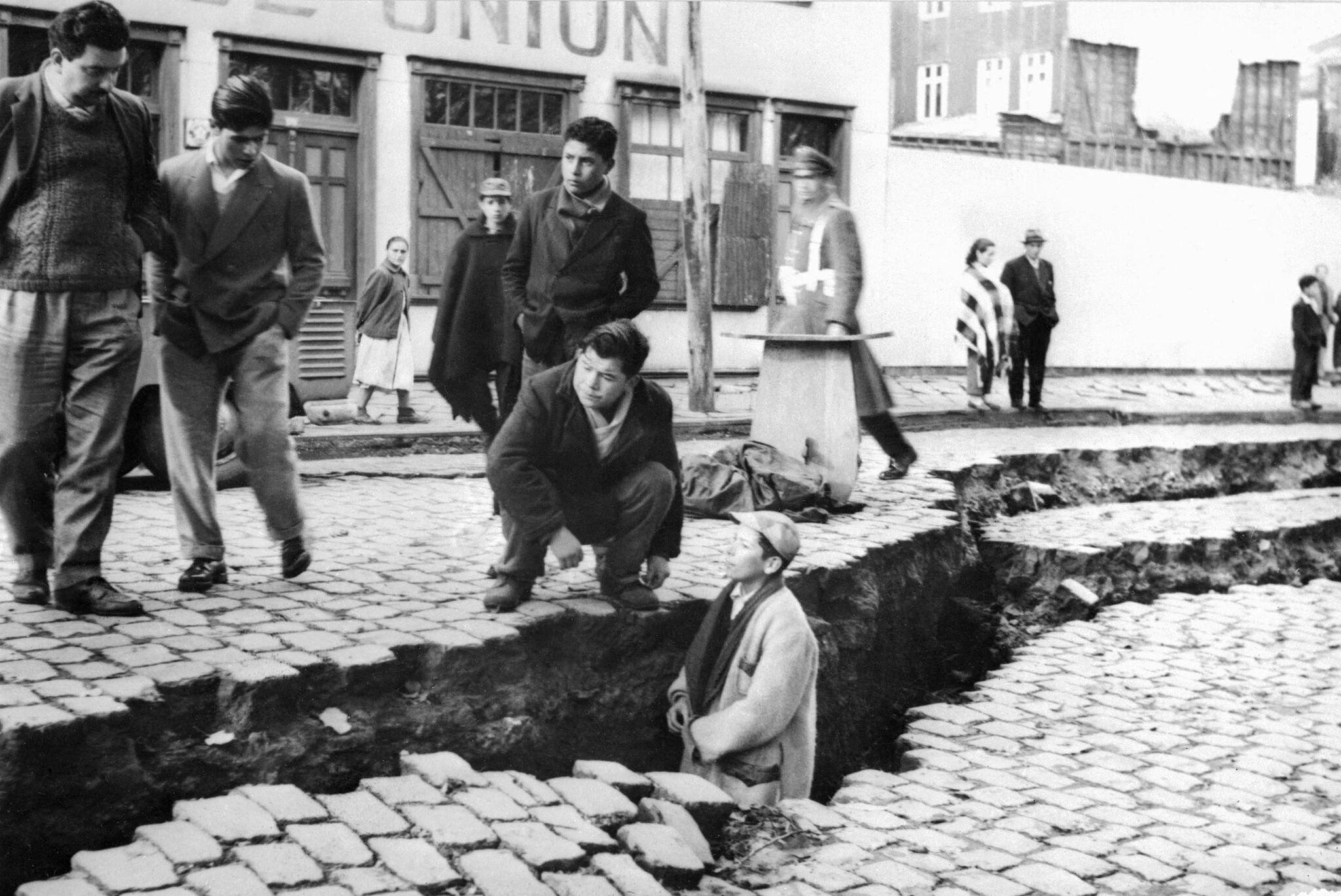 Russia's earthquake was one of the biggest ever. Could California see a quake that strong?