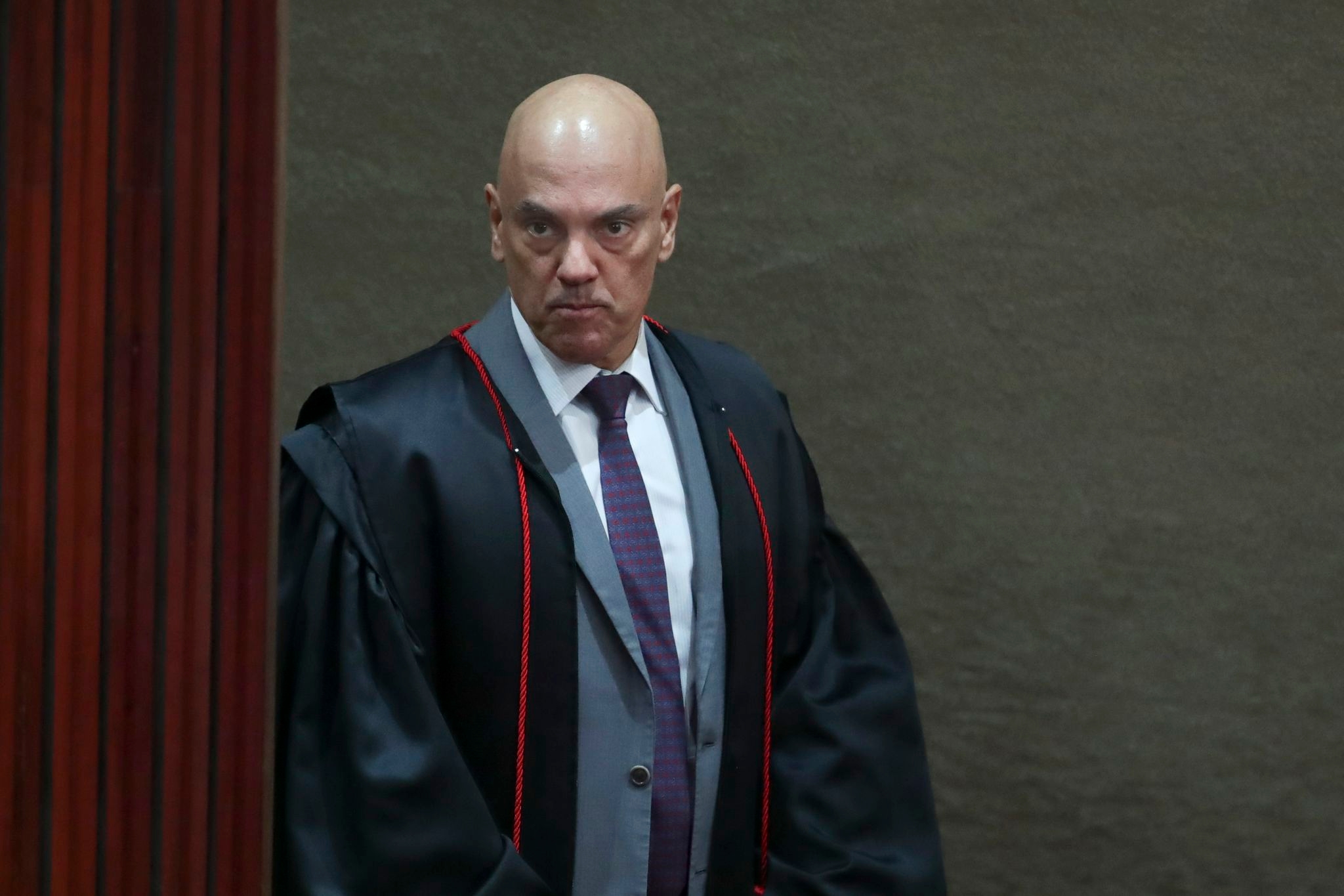 Division among Brazilians over Bolsonaro house arrest order could set the tone for next election