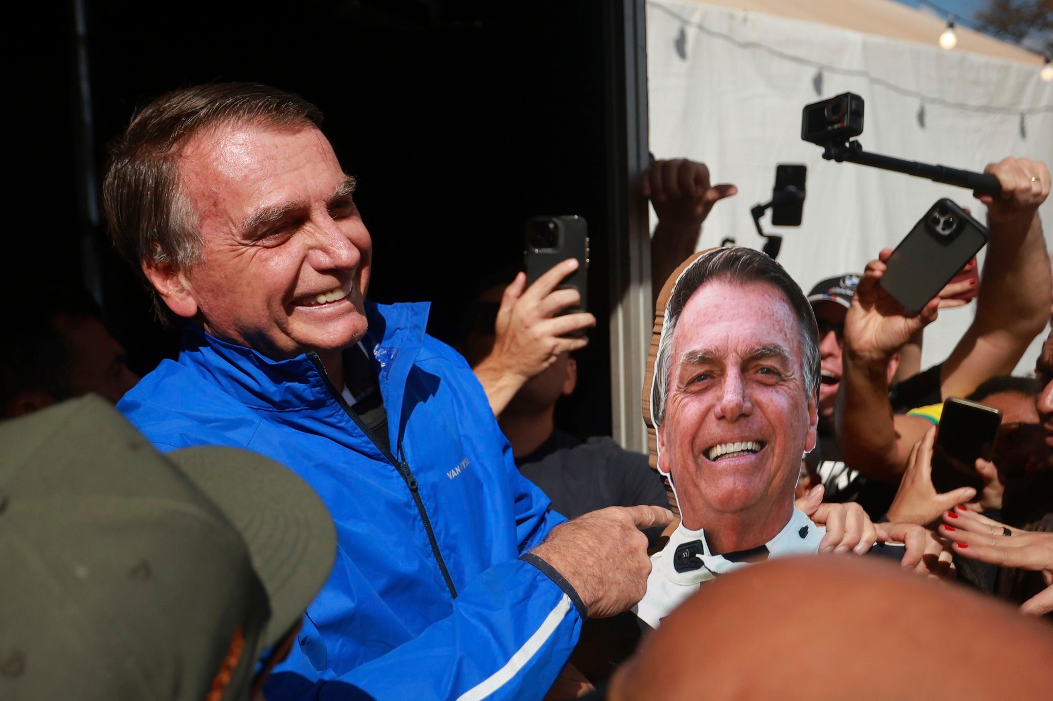 Trump signs order to justify 50% tariffs on Brazil