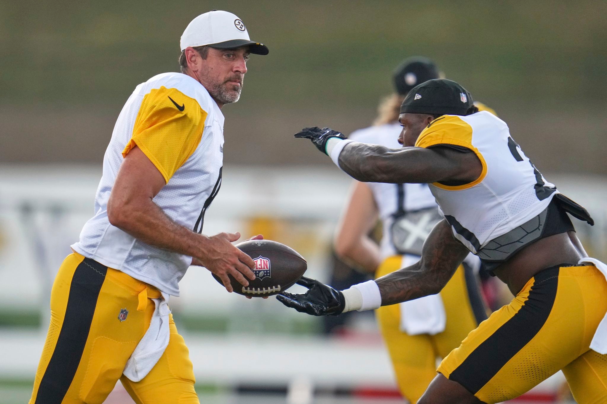 Steelers QB Aaron Rodgers is leaning into what might be his final training camp