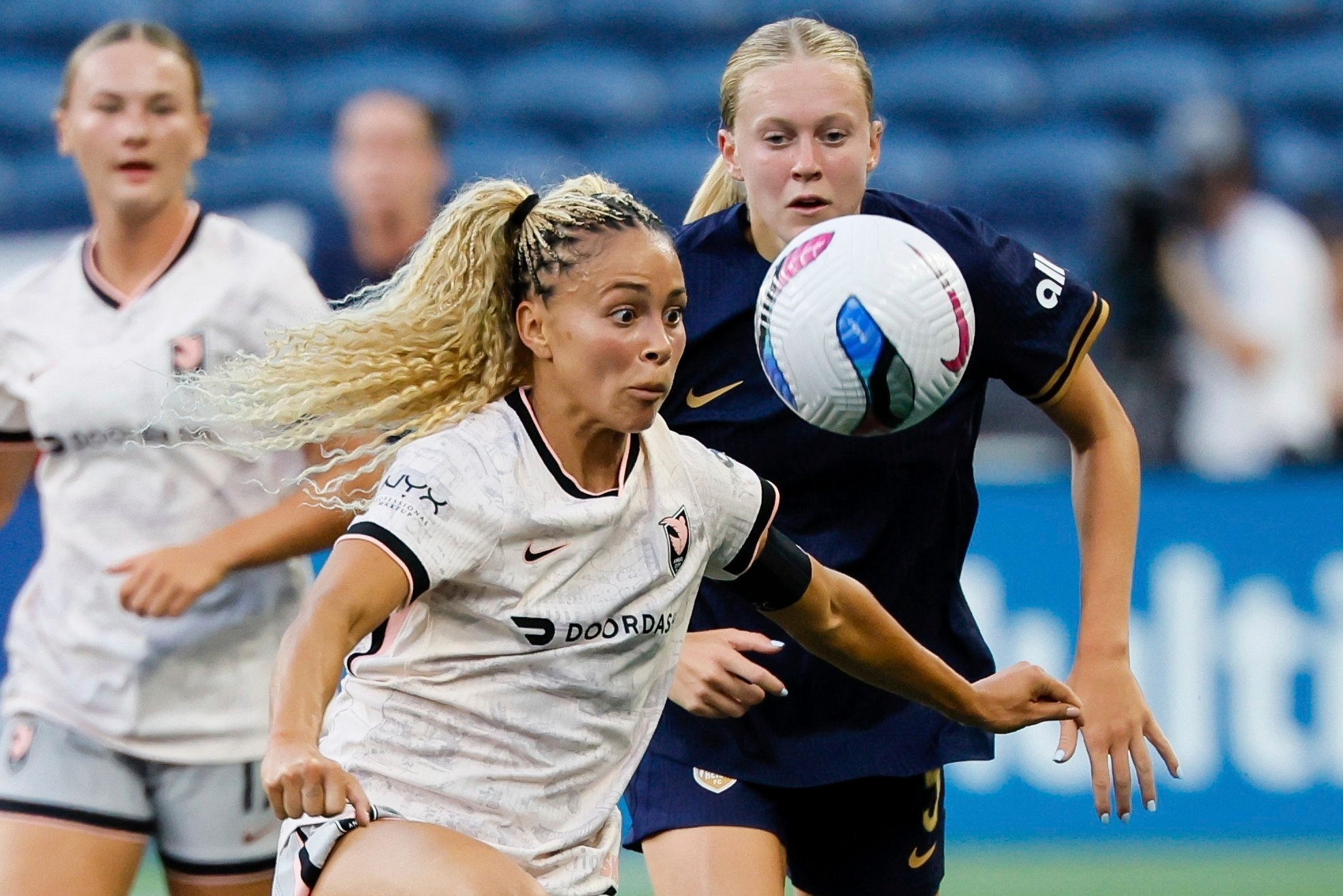 Fishlock scores and Reign beats Angel City 2-0
