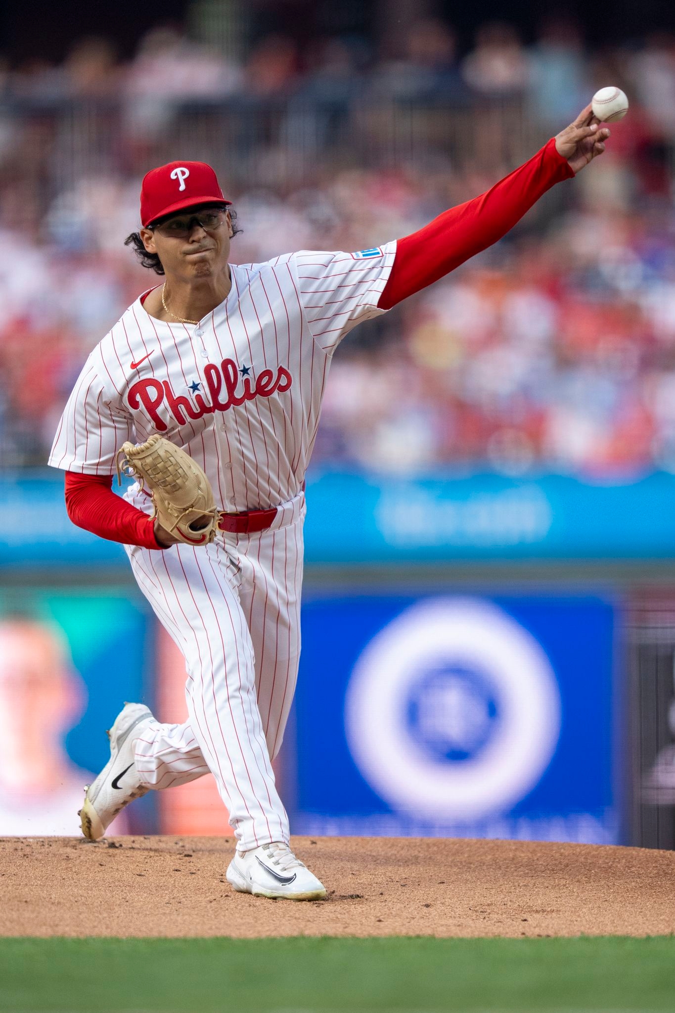 Kyle Schwarber's 2-run shot, grand slam powers Phillies to 13-3 rout of Orioles