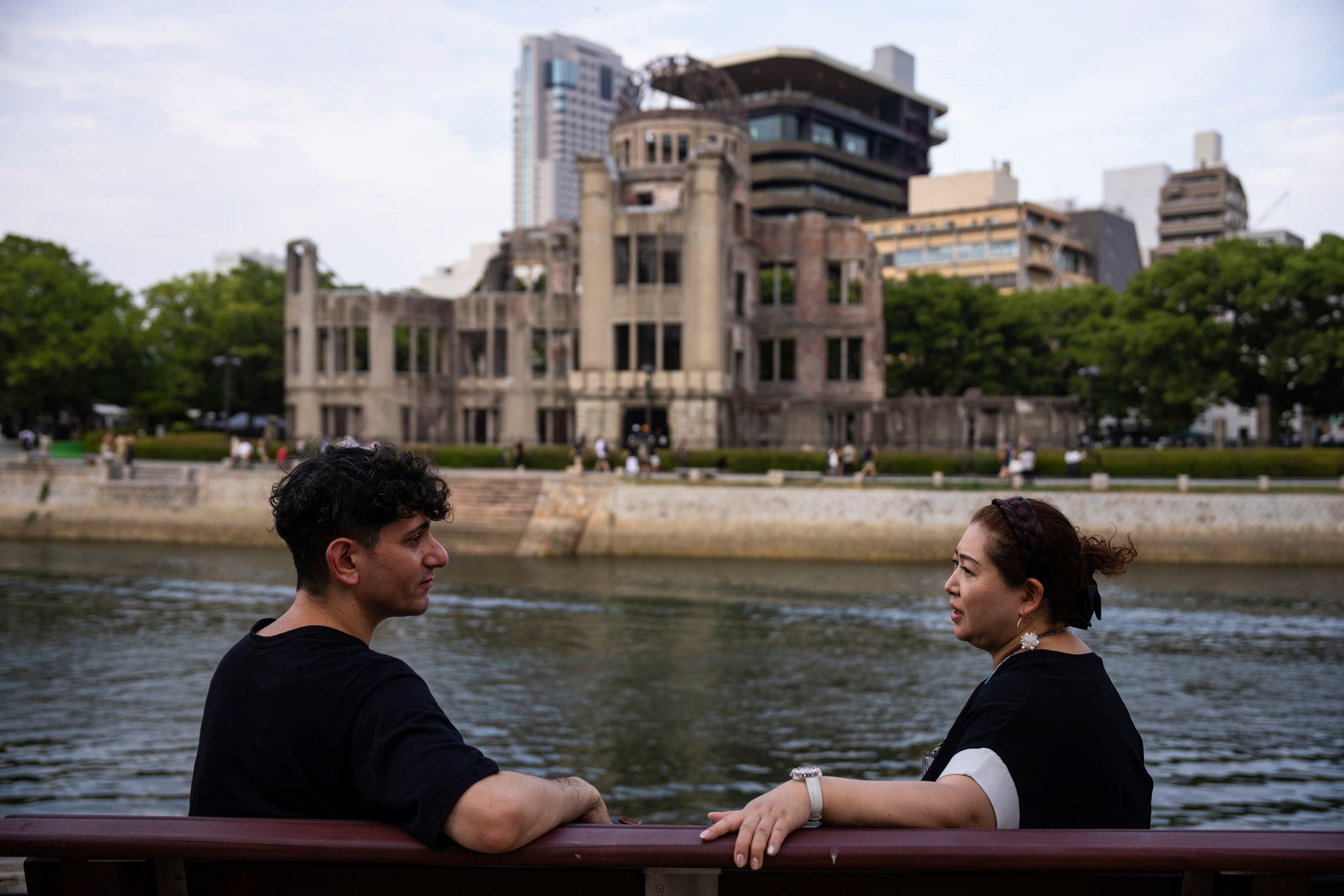 The grandchildren of 2 men who experienced both A-bomb attacks 80 years ago now work for peace