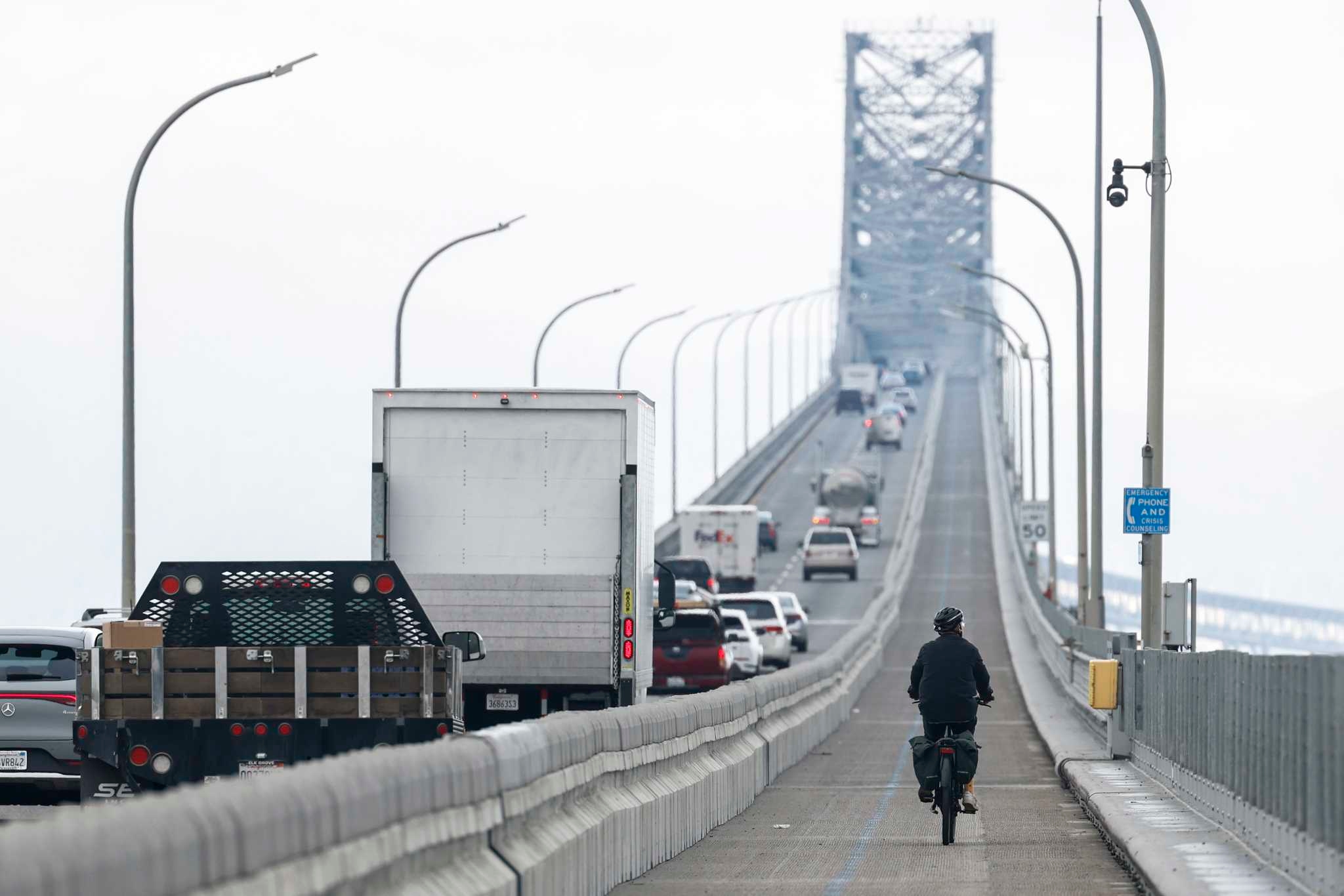 Bay Area cyclists lose weekday access on Richmond-San Rafael Bridge