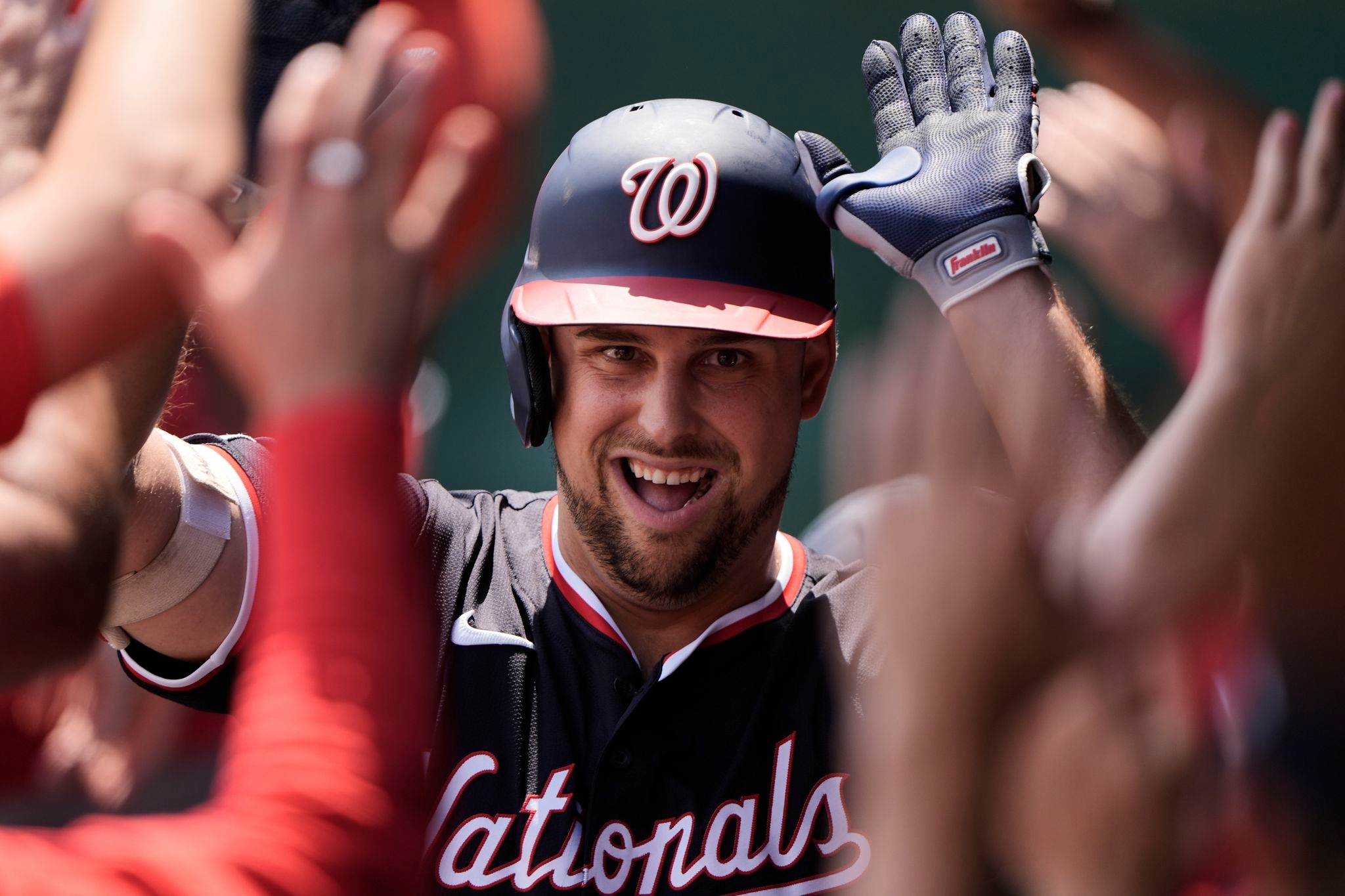 Red Sox sign 1B Nathaniel Lowe, who was cut by Nationals last week