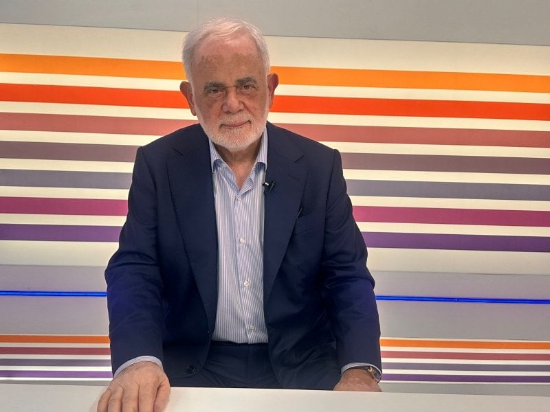 "القوات لم تمد يدها لنا"... أبو زيد: سلام يردّد ما ورد في البيان الوزاري