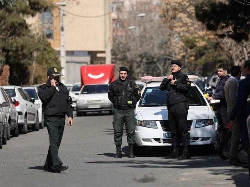 طهران تحذّر: هكذا تُعرف "منازل الجواسيس"!